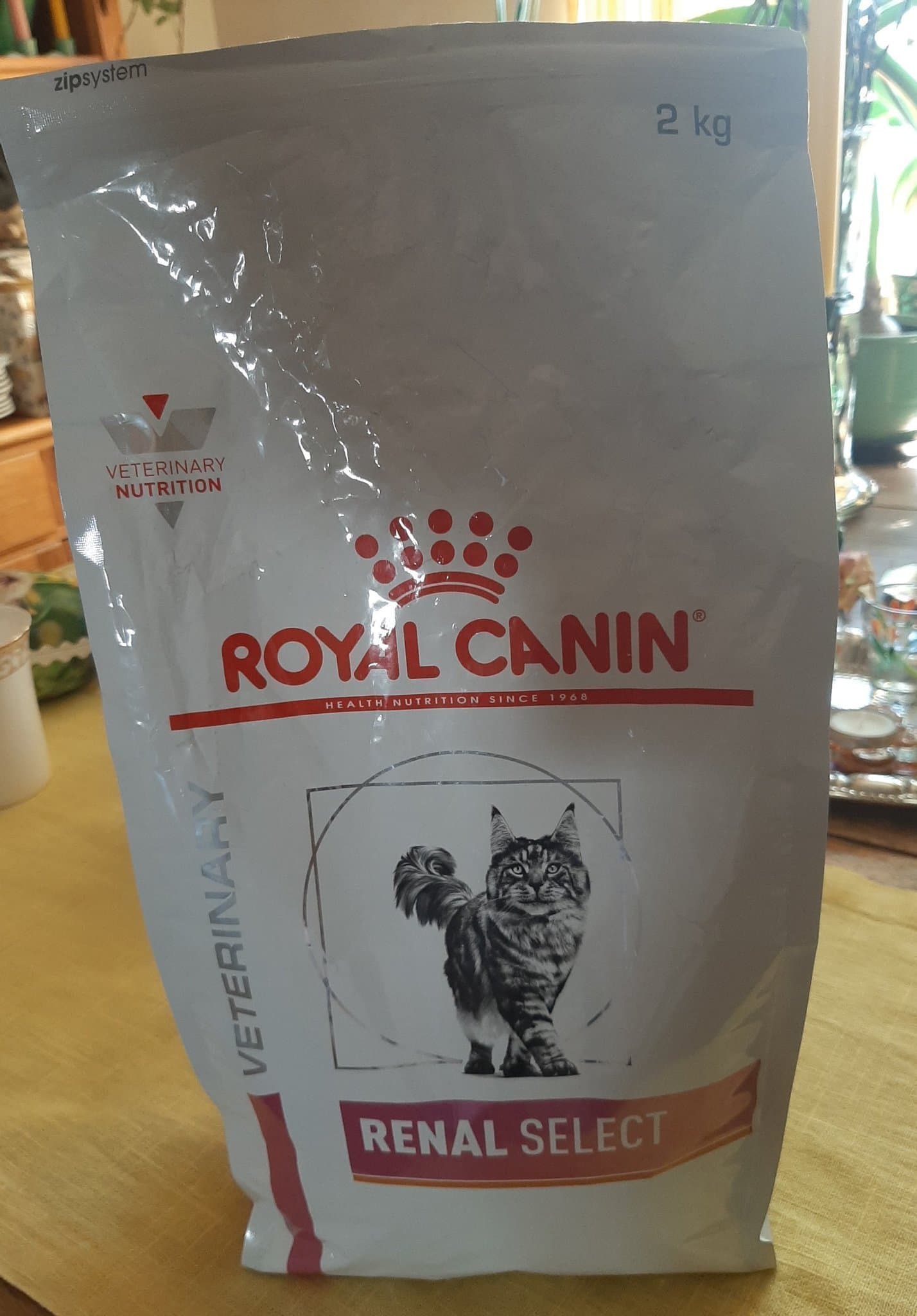 ROYAL CANIN RENAL SELECT torrfoder 2 kg 1350 g kvar 67% katt stödja njurfunktion