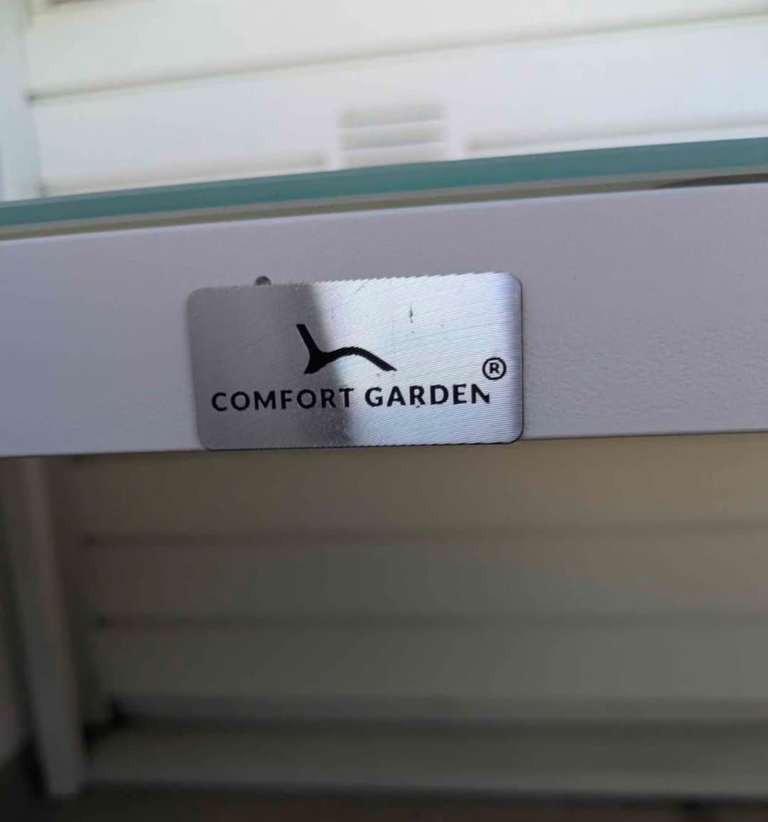 Comfort Garden bord med glasskiva