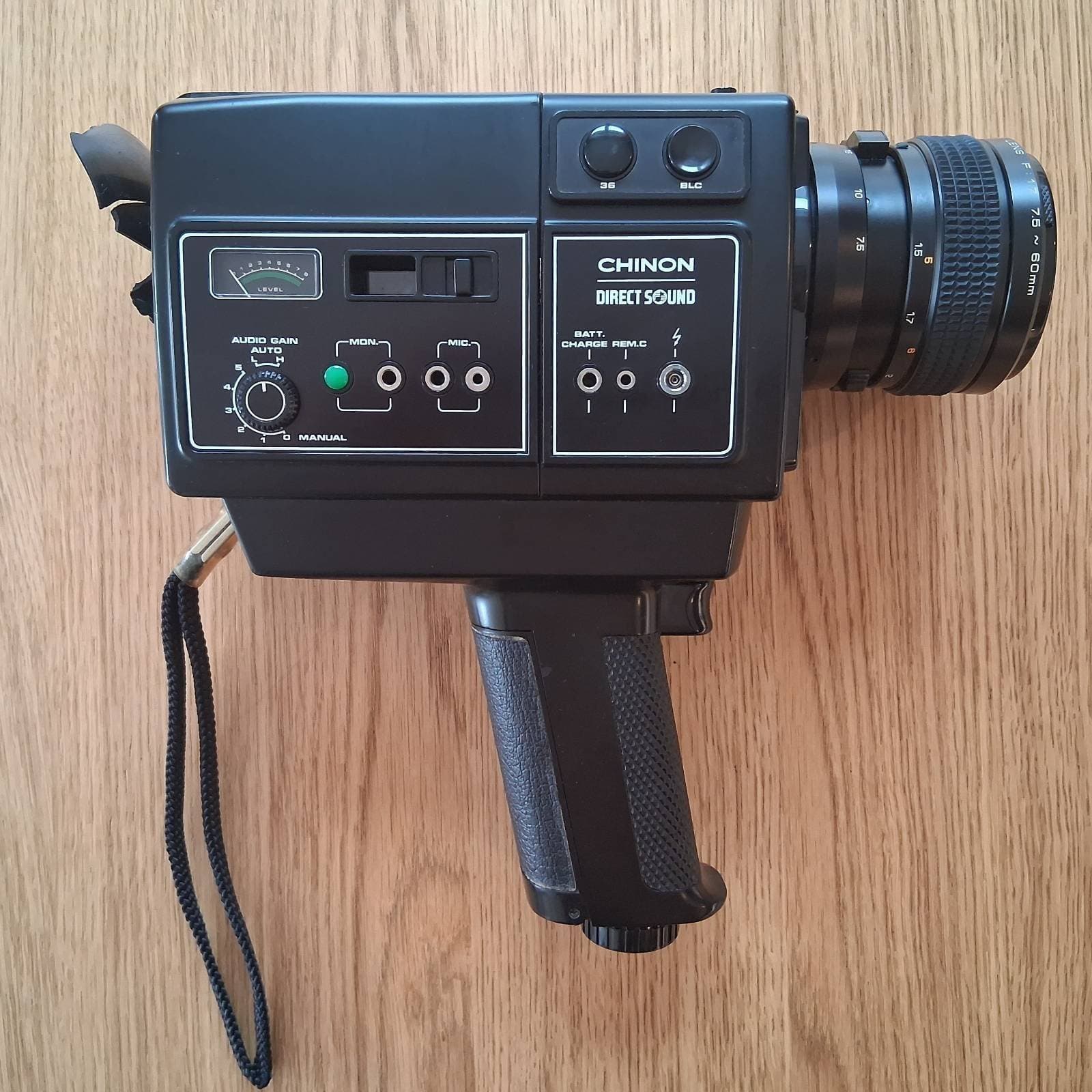 Chinon 806 SM Direct Sound – Super 8 kamera med med original tillbehör