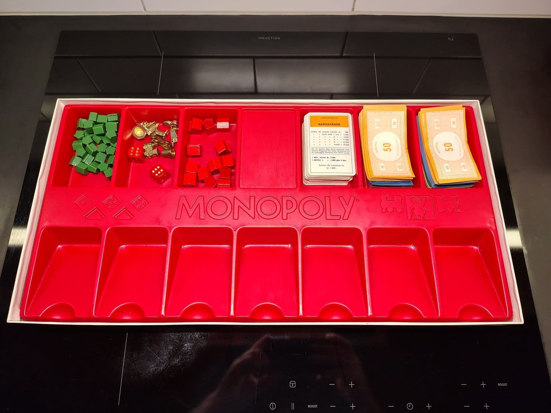 Komplett Monopol, jubileumsupplaga, spel, brädspel, sällskapsspel, Parker