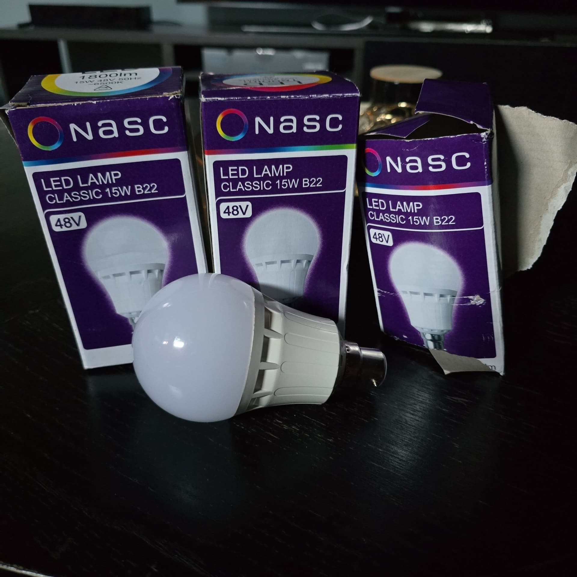 3-pack LED-lampor Nasc 15W B22 (48V) – nya