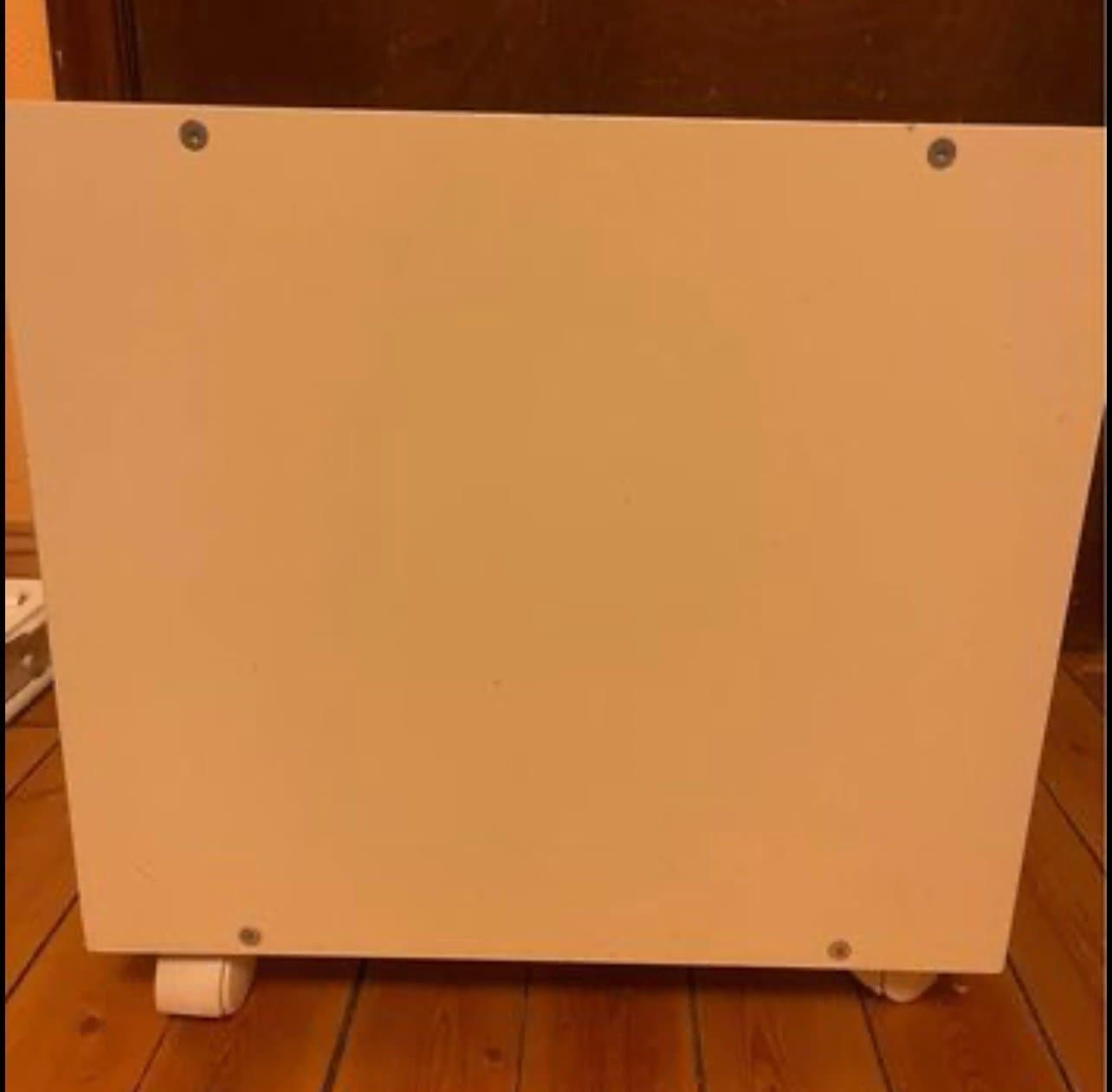 Ikea vit sängbord nattduksbord hjul 50x50x50cm