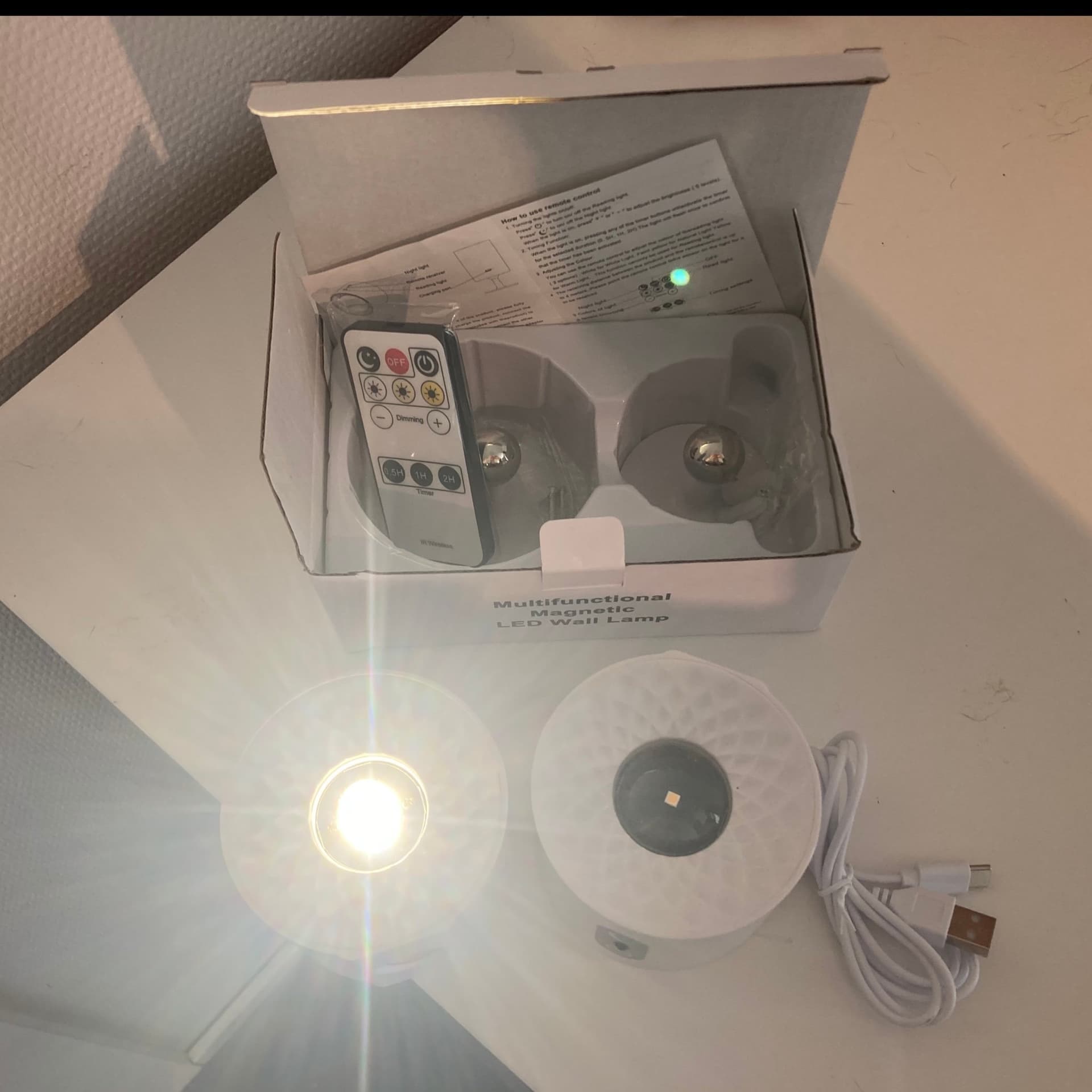 Multifunktionell Magnetisk LED Vägglampa med Fjärrkontroll