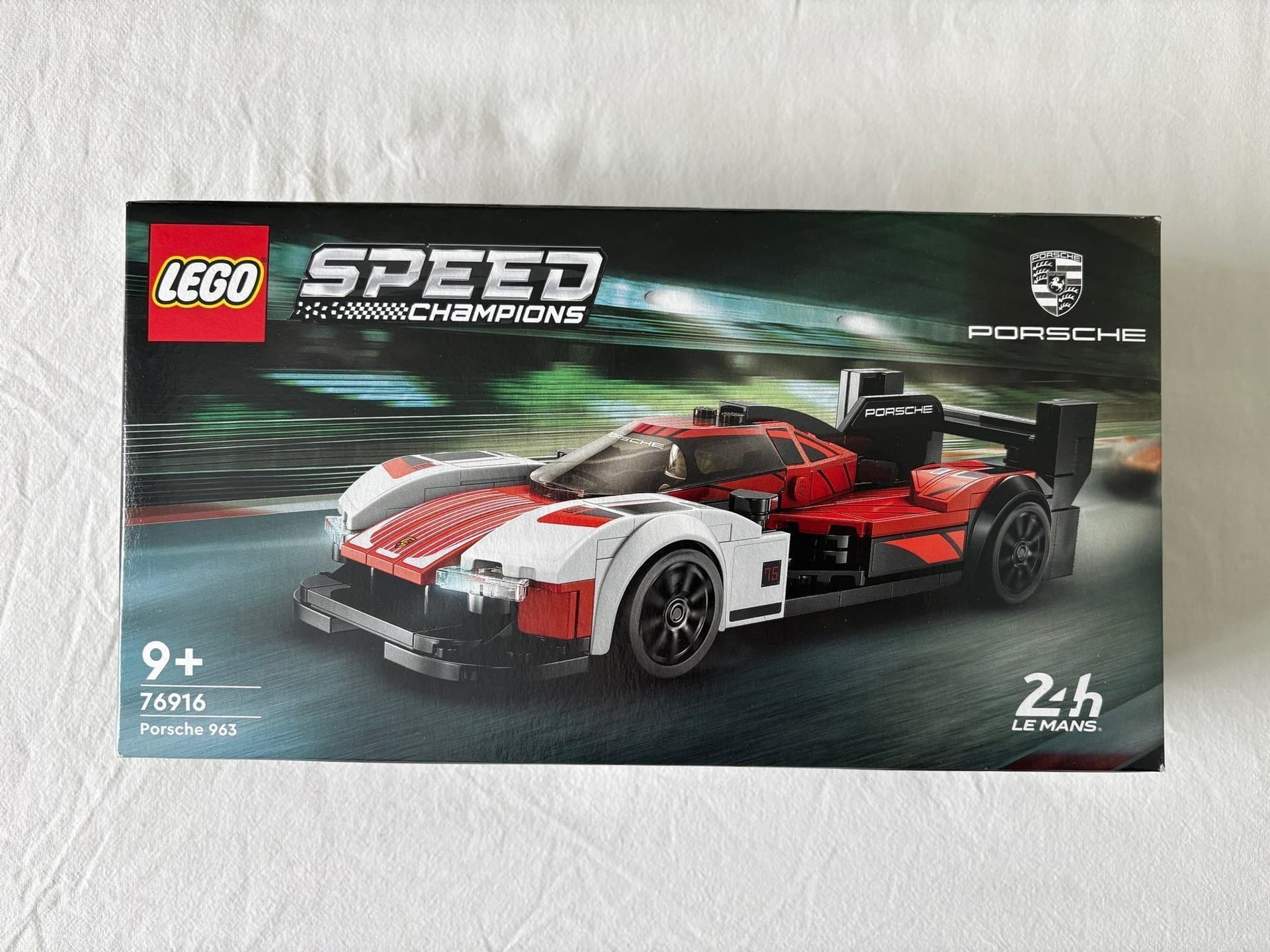 LEGO Speed Champions 76916 Porsche 963 | Oöppnad