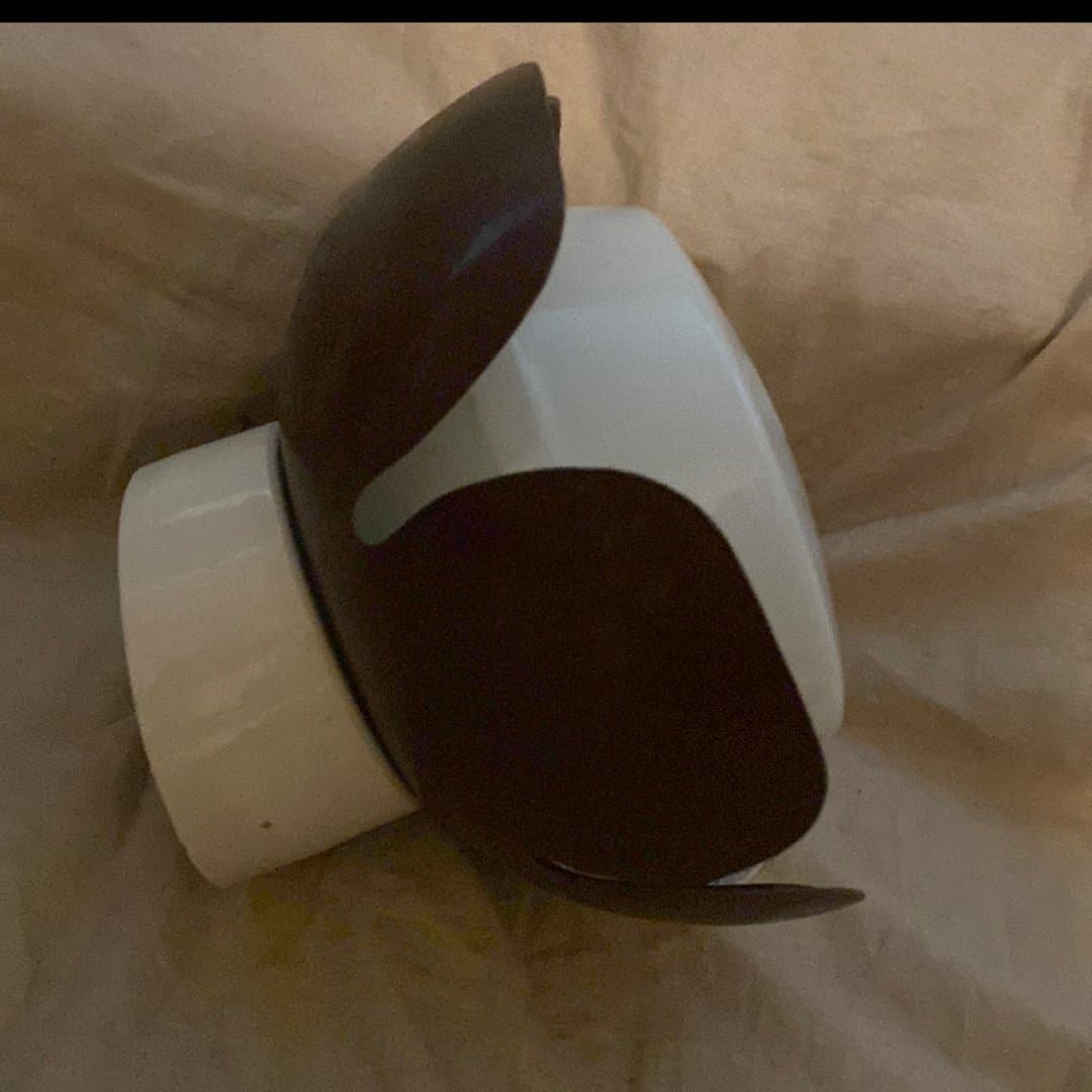 Retro vägglampa/armatur med en sned porslinssockel