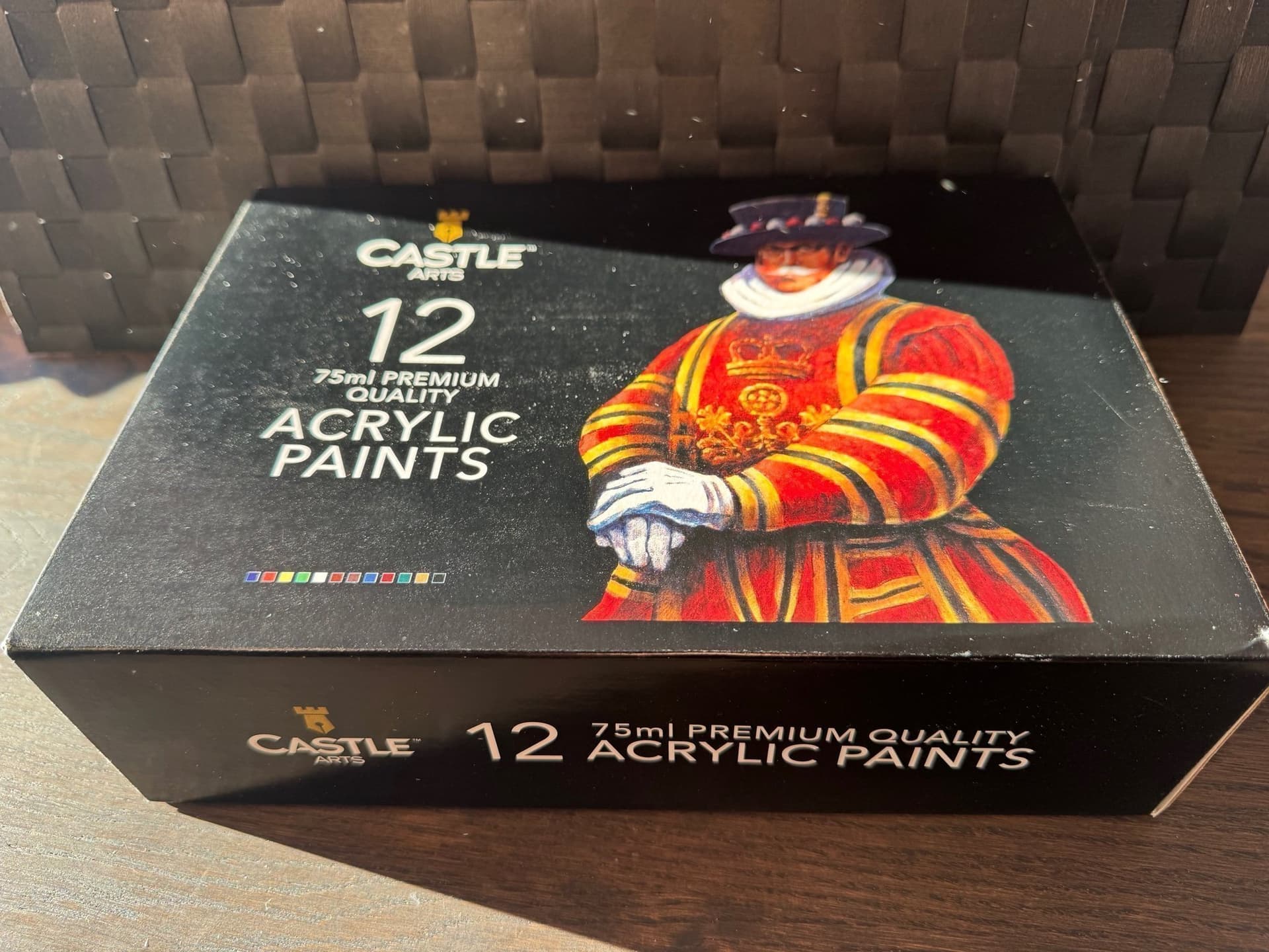 Castle Art Supplies 12 stora 75ml akrylfärgstuber 90-100% fulla