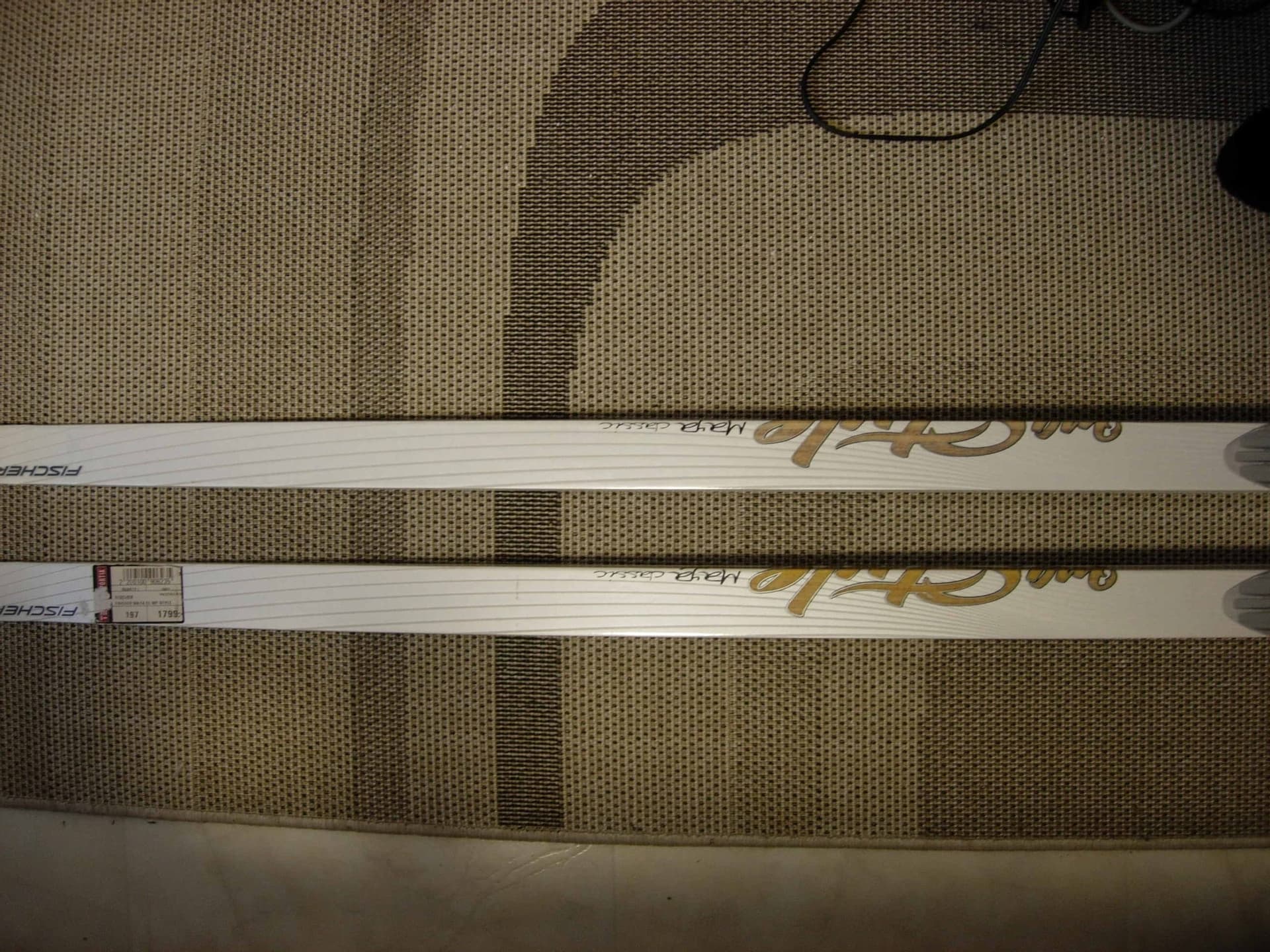 NYA Fischer MAYA CL MY STYLE Classic RACING längdskidor. Längd 197cm