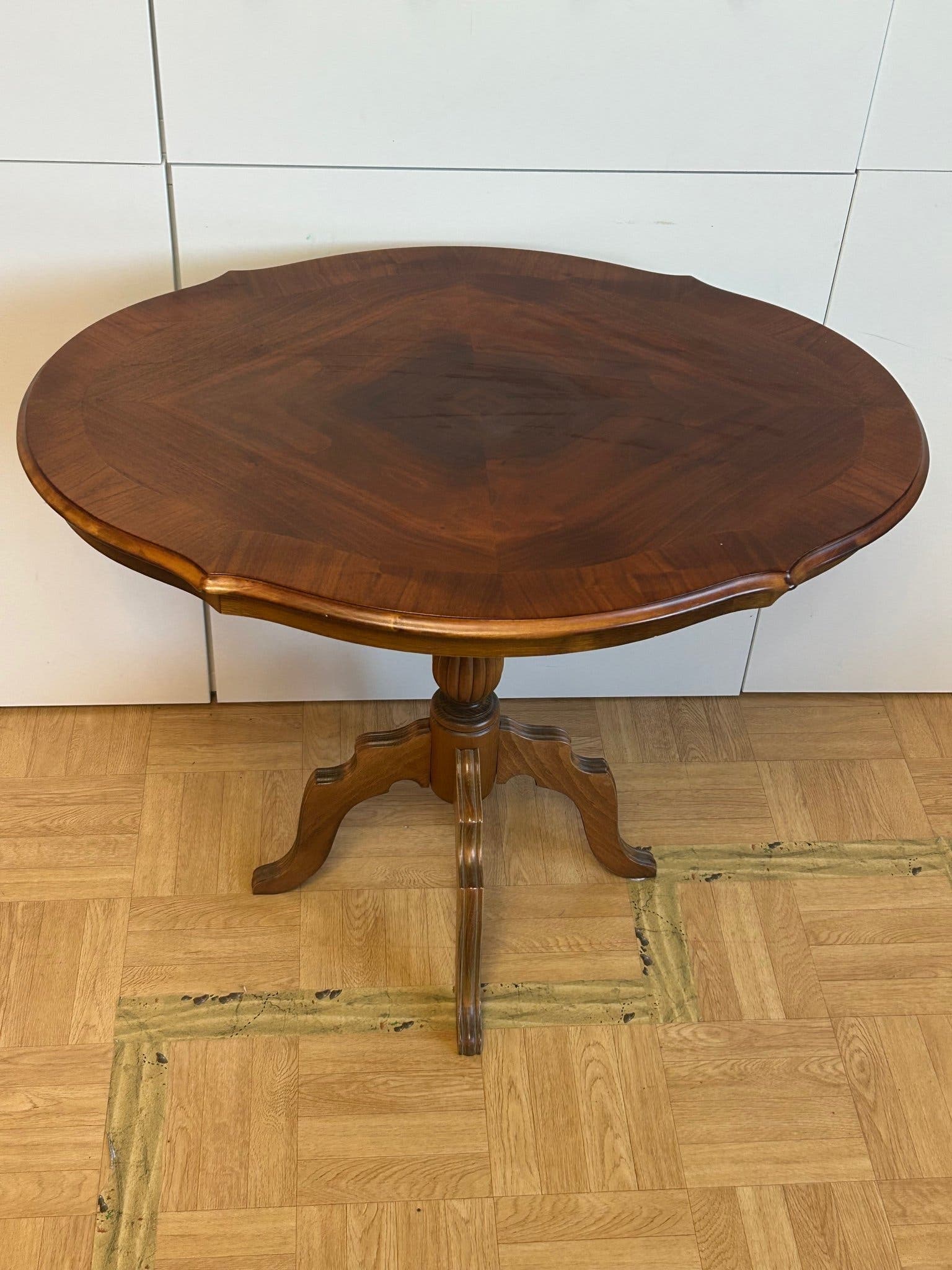 SALONGSBORD rokokostil 1900-talets senare del