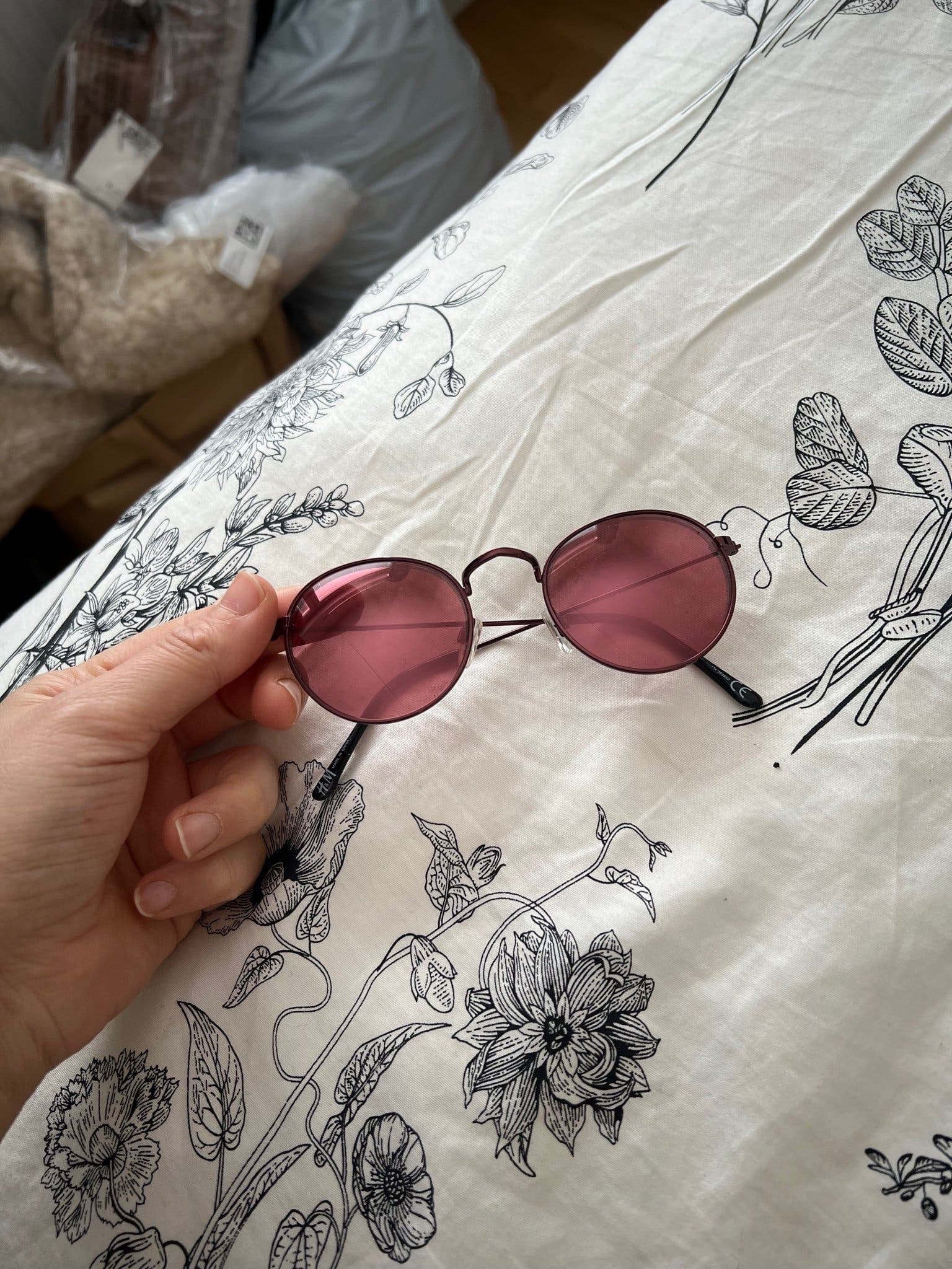 H&M Solglasögon med runda, röda glas