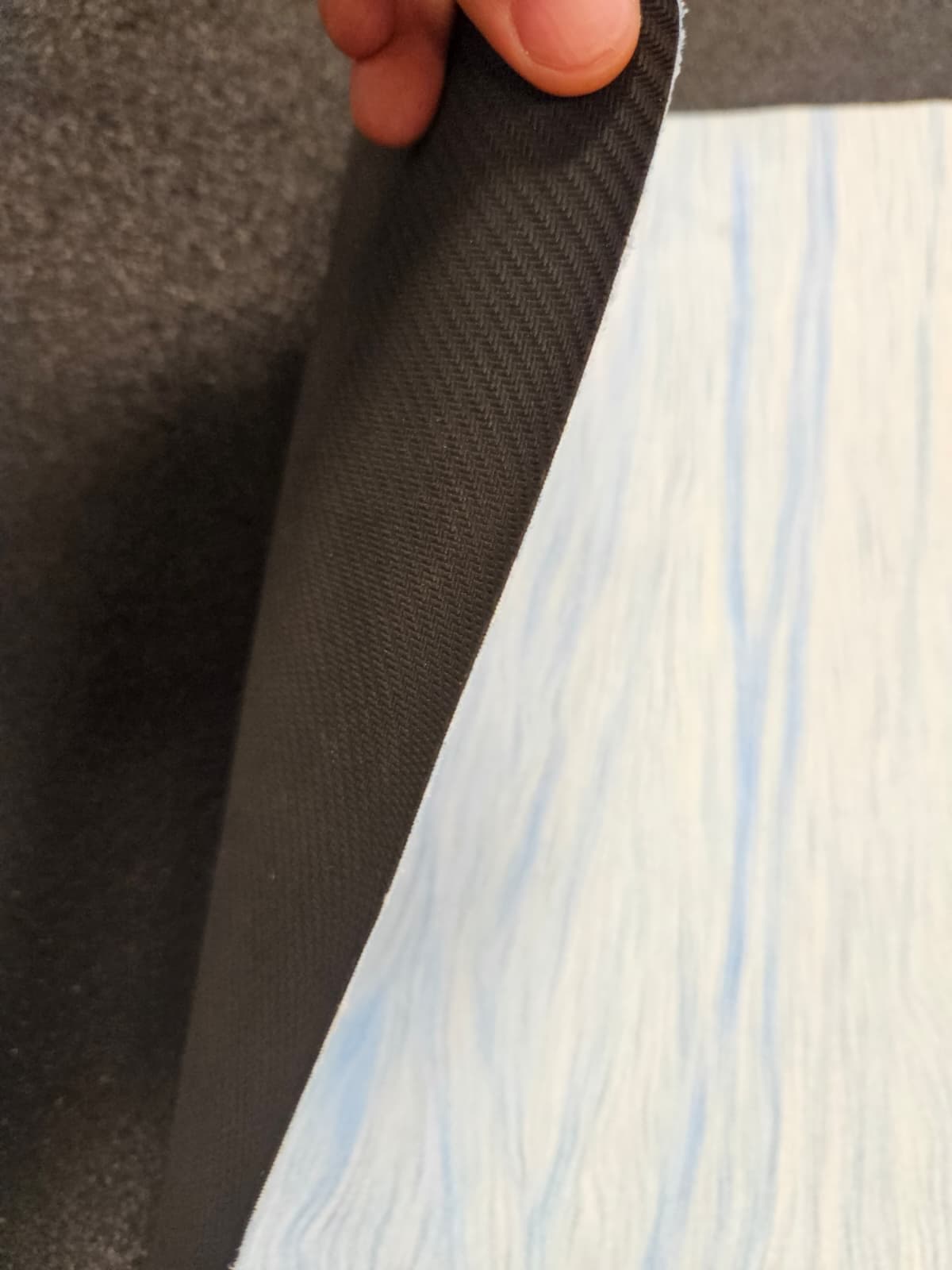 1mm Lightweight Foldable Portable Yoga Mat
