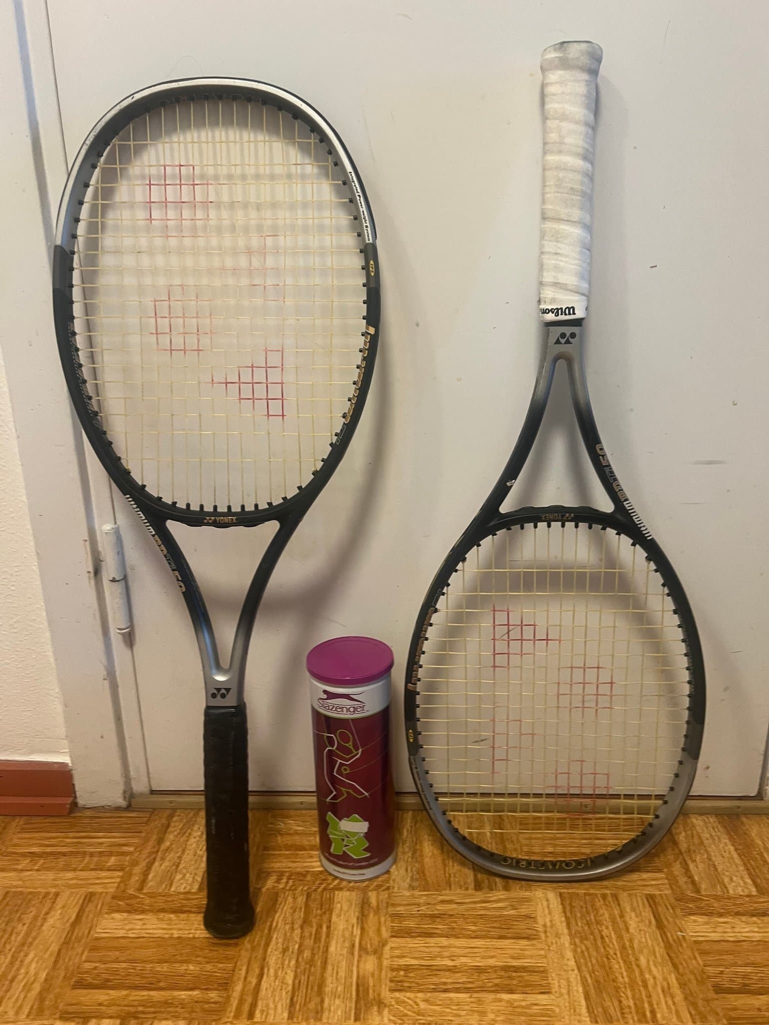 2 st tennisrack Yonex Ultima RD Ti 50 + väska.