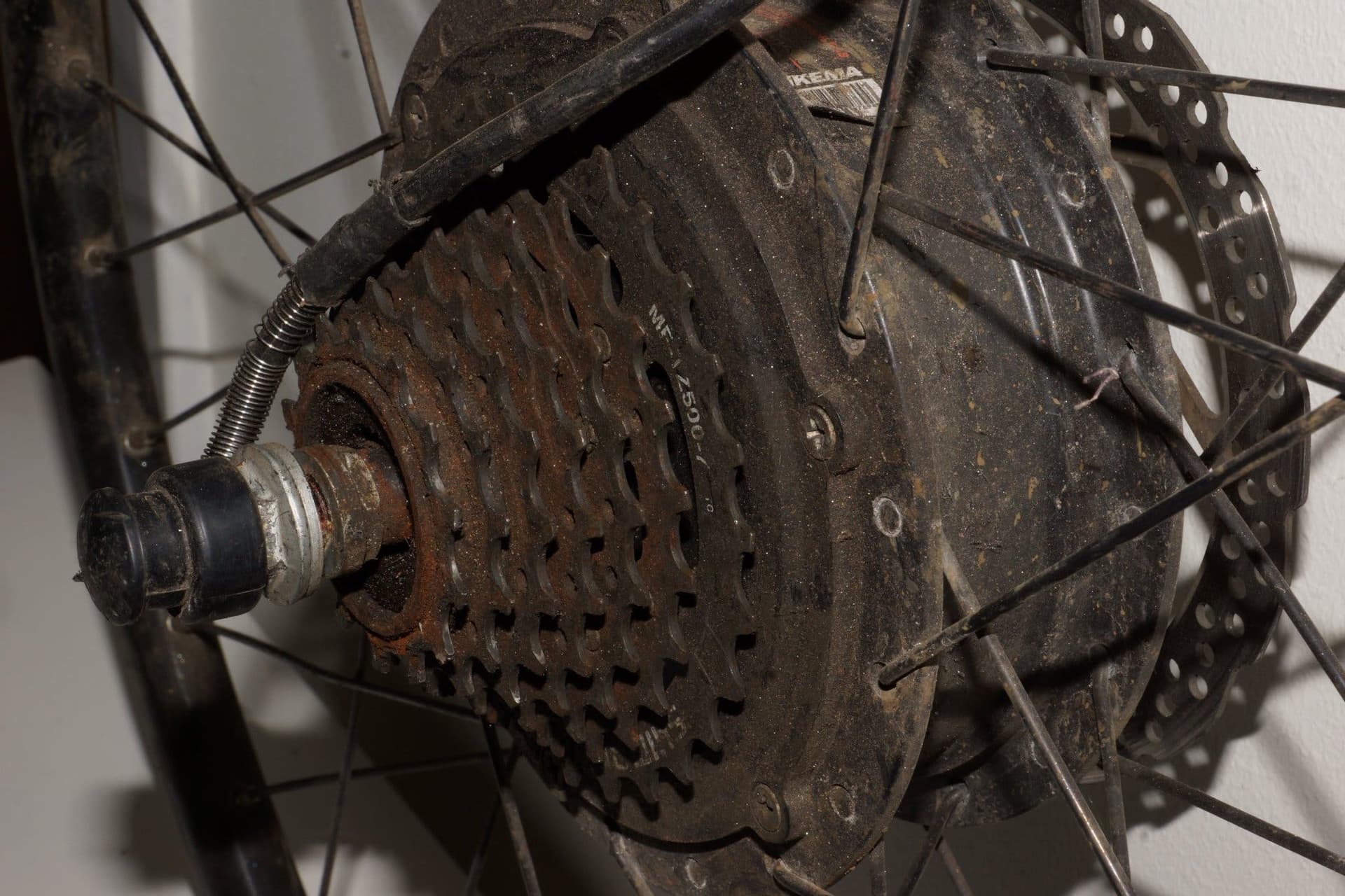 Bakhjul med elmotor för cykel, 28 tum