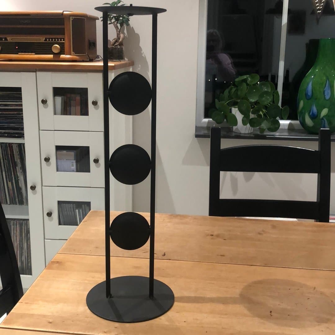 Dekorativ Ljusstake i Smide