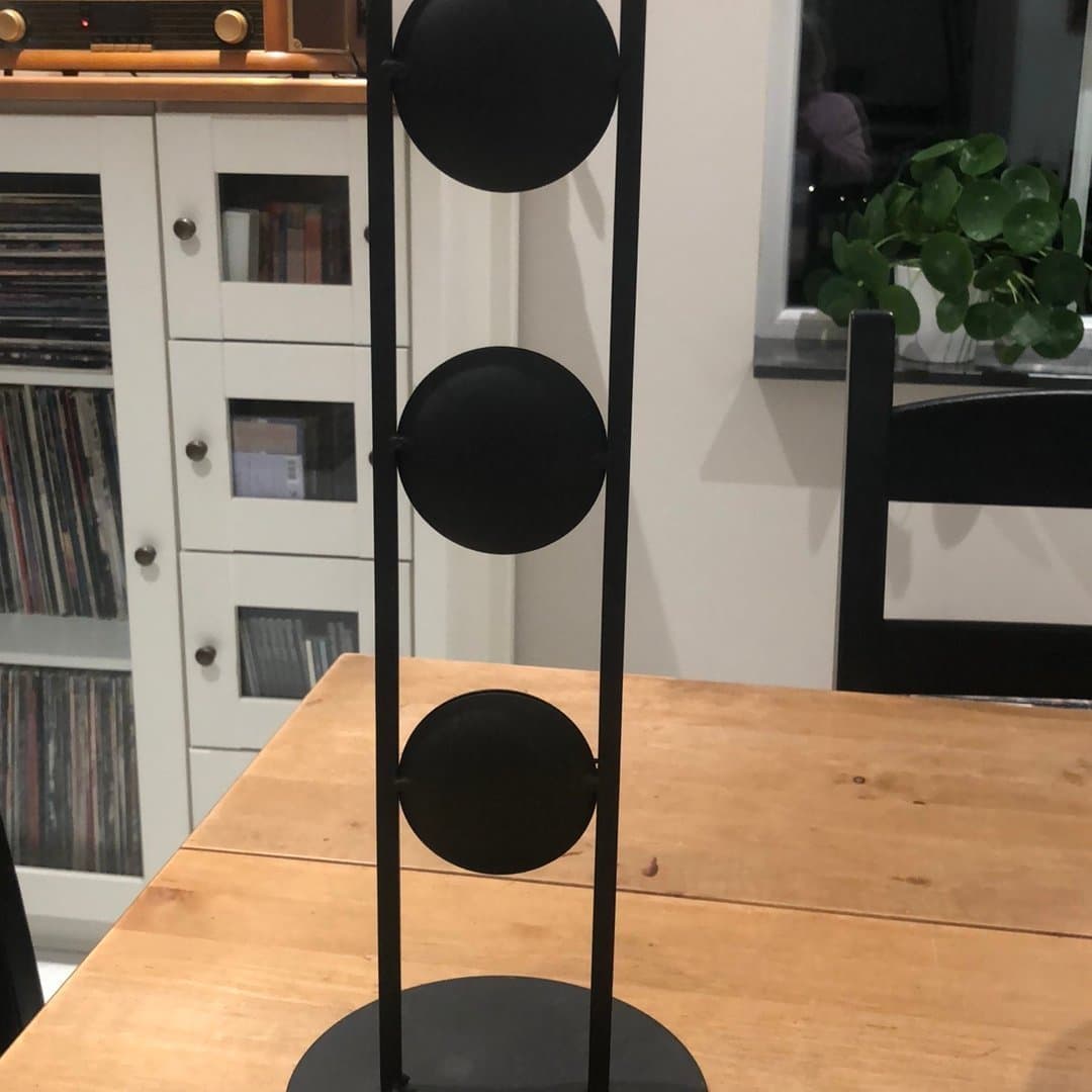 Dekorativ Ljusstake i Smide