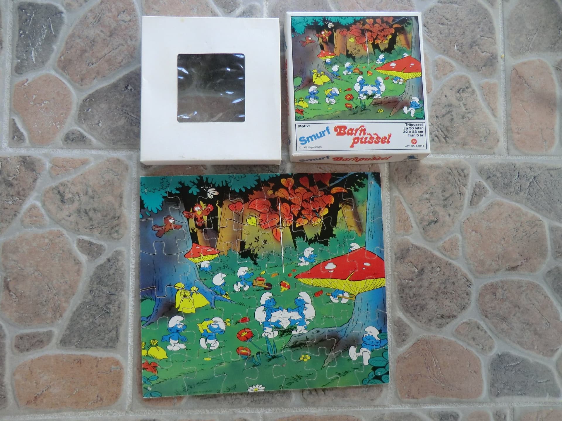smurf barnpussel träpussel 1978 fin originalkartong komplett fint skick smurfar