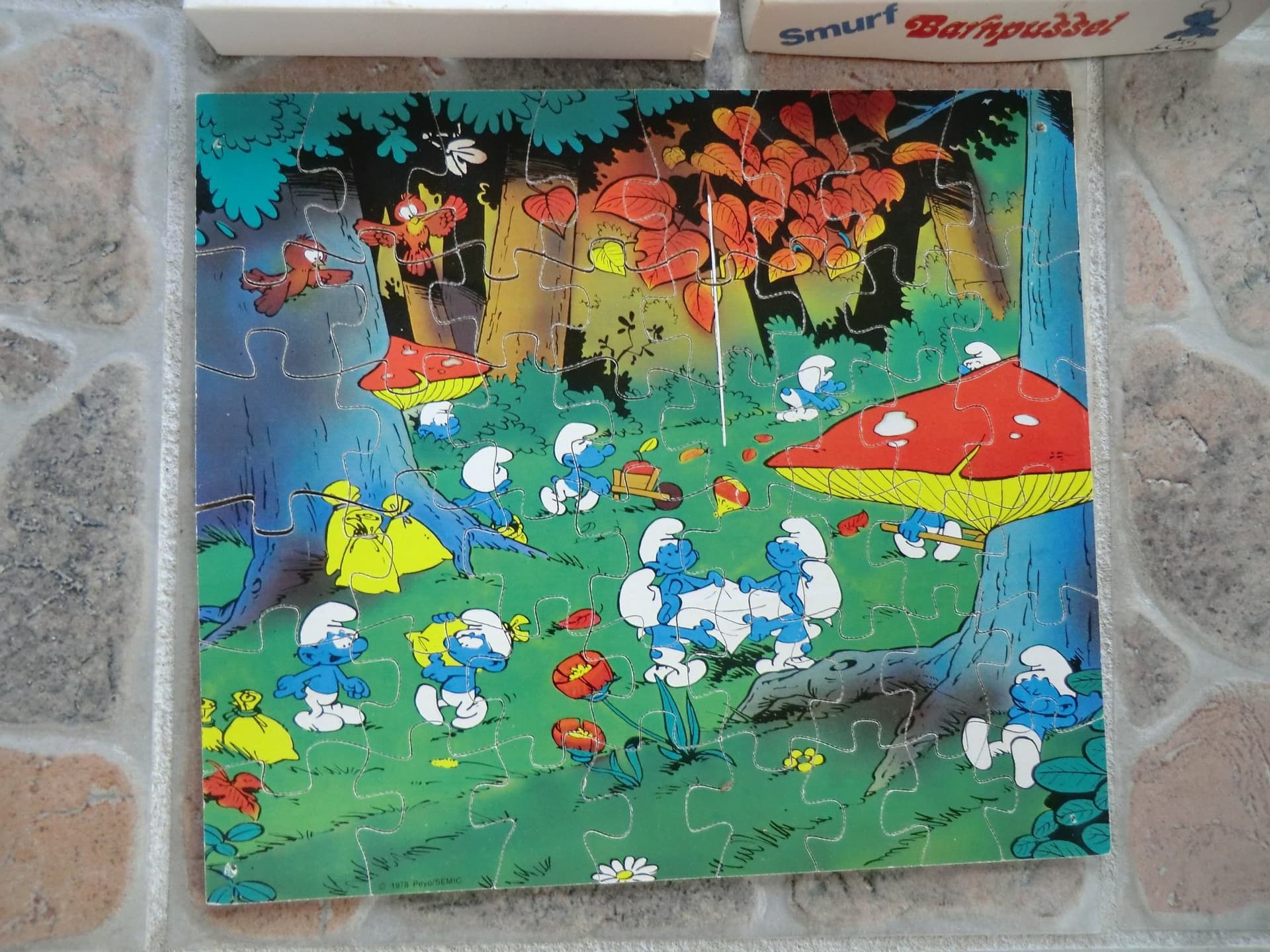 smurf barnpussel träpussel 1978 fin originalkartong komplett fint skick smurfar