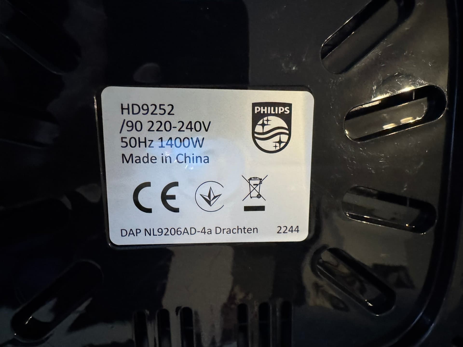 Philips Airfryer HD9252 – sparsamt använd