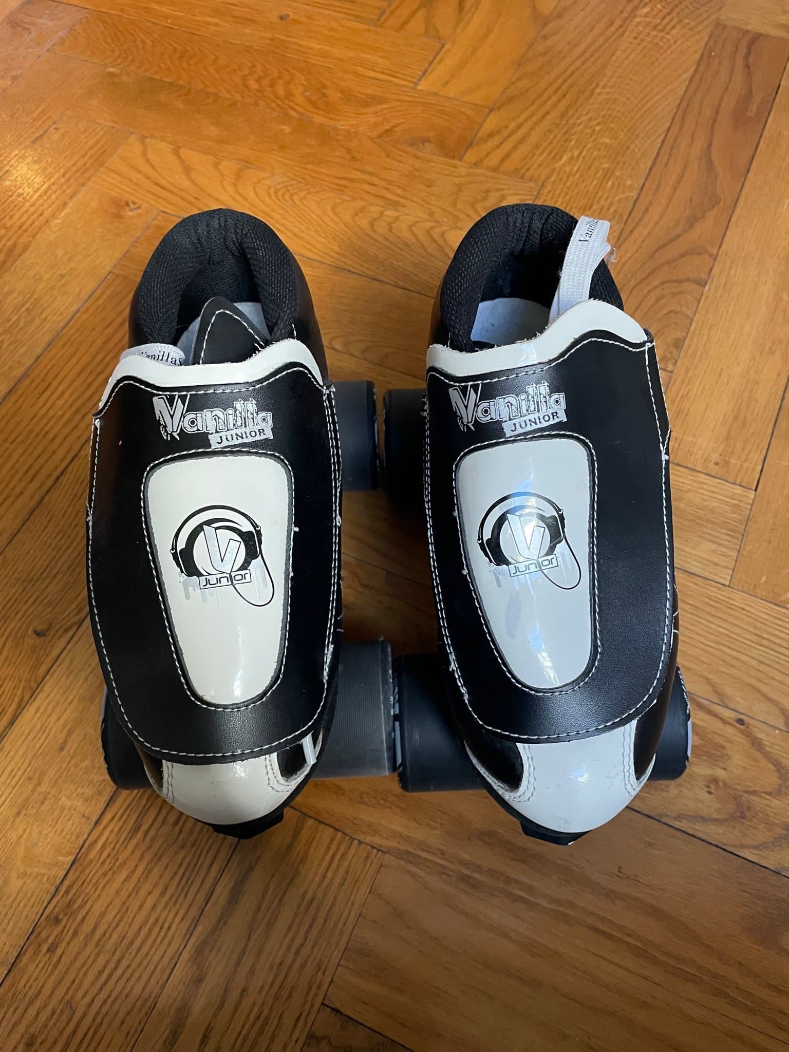 Rullskridskor Vanilla Junior Tuxedo Jam Skates