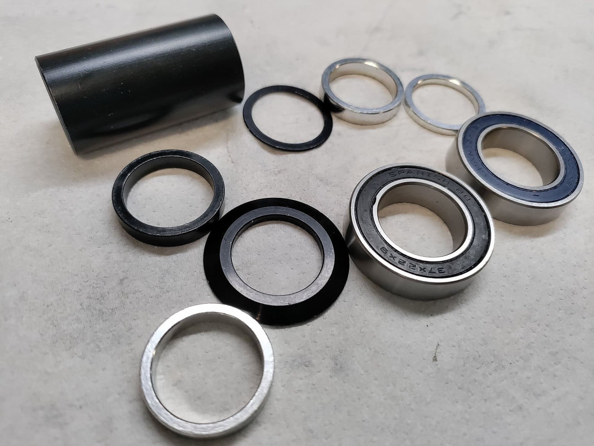BMX Spanish Vevlagerdelar 22mm (ej komplett)