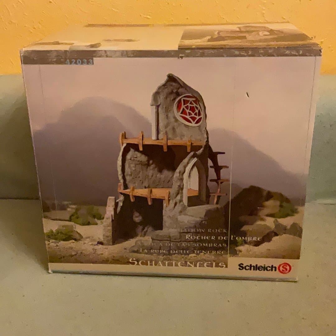 Schleich 42033 Bayala Elves Shadow Rock - display älvhus alver shadowrock OOP