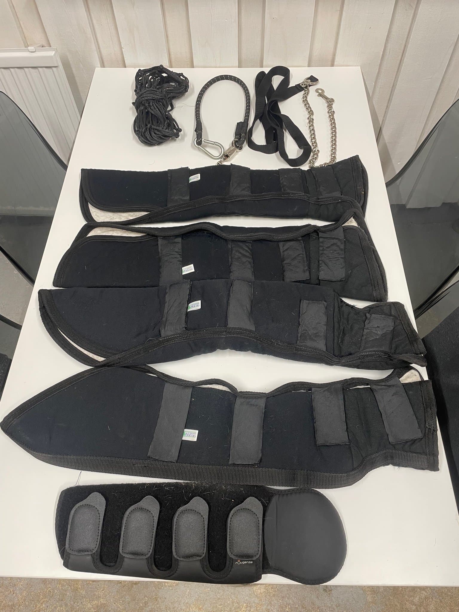 Bucas transportskydd, svansskydd, kedjegrimskaft, höpåse & transportgrimskaft