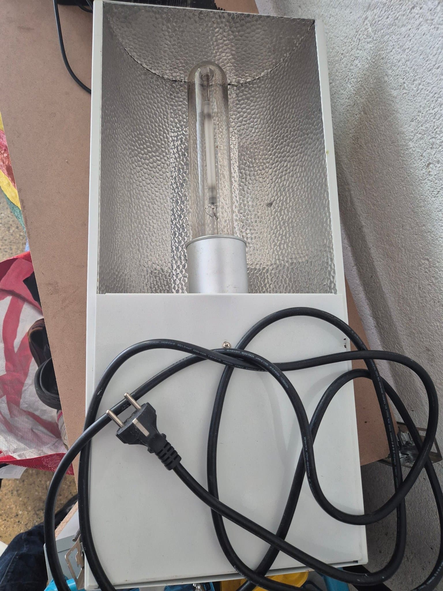 Bio Green Sirius X400 växtlampa/odlingslampa med en effekt på 400W.