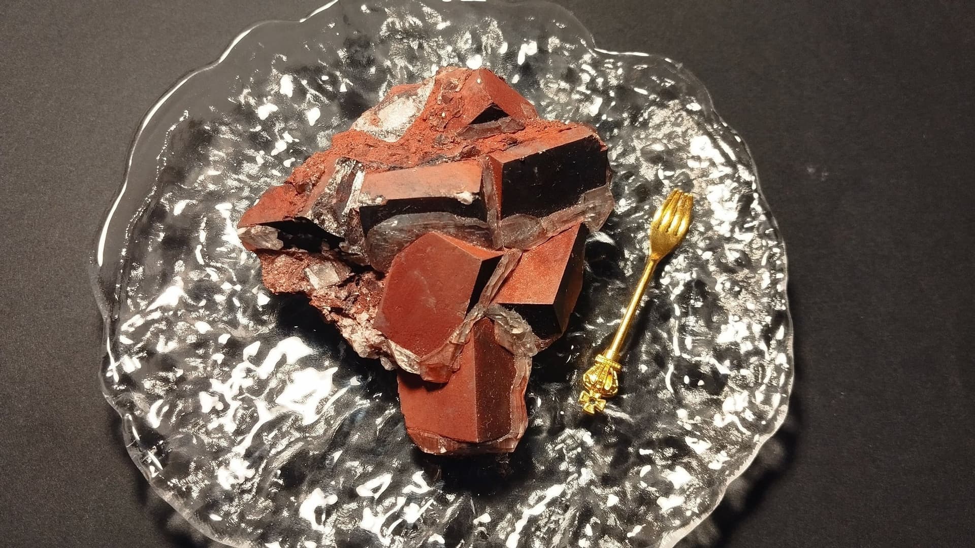 Breathtaking Red Hematite Quartz, röd hematitkvarts