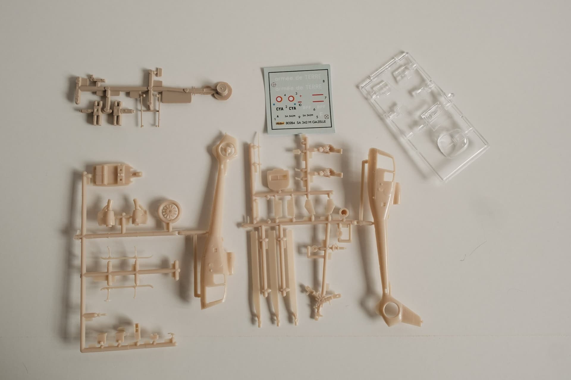 Heller 1:72 SA 342 M Gazelle Helikopter Modellbyggsats