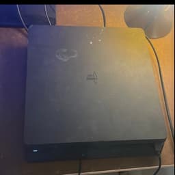 Sony PlayStation 4