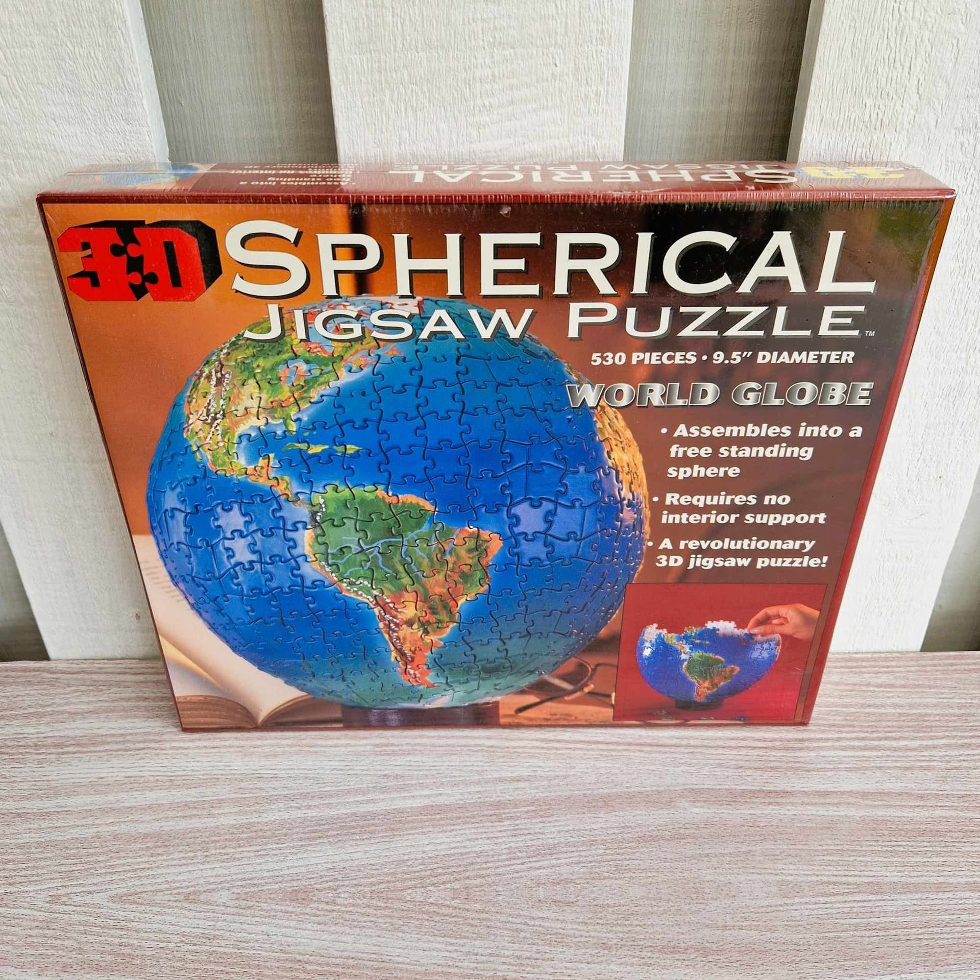 3D Spherical Jigsaw Puzzle World Globe 530 Pieces Buffalo Games 1997