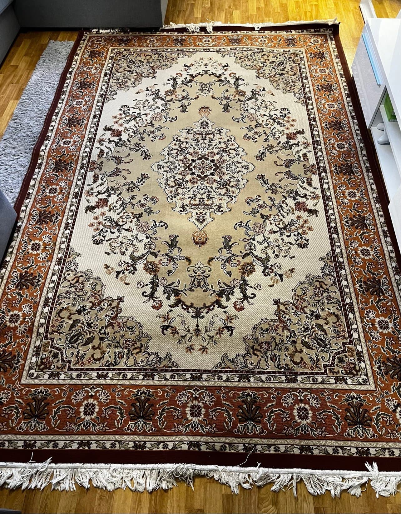 Persisk matta från Iran – ca 200 x 300 cm