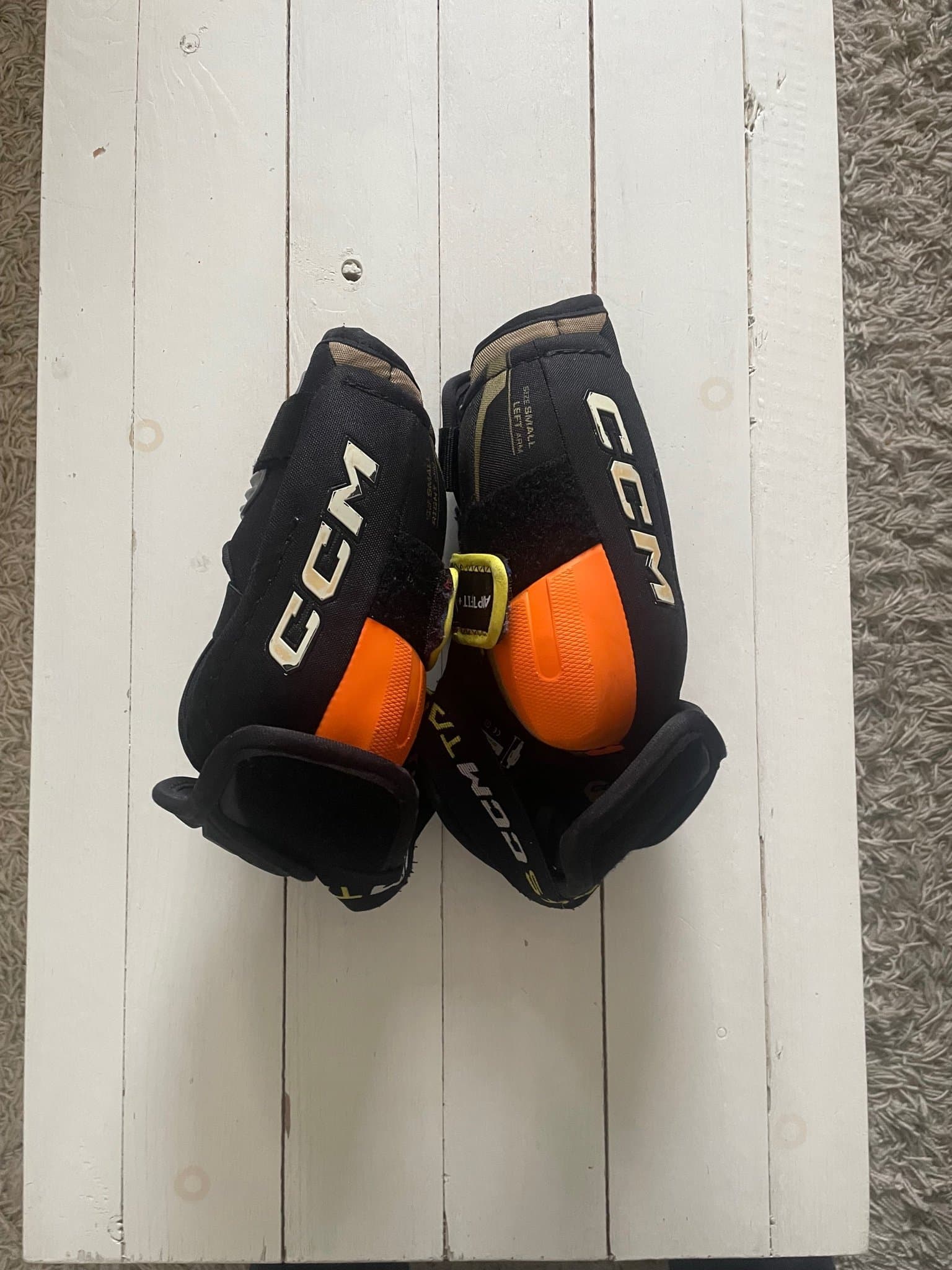 CCM ASV PRO Armbågsskydd Senior