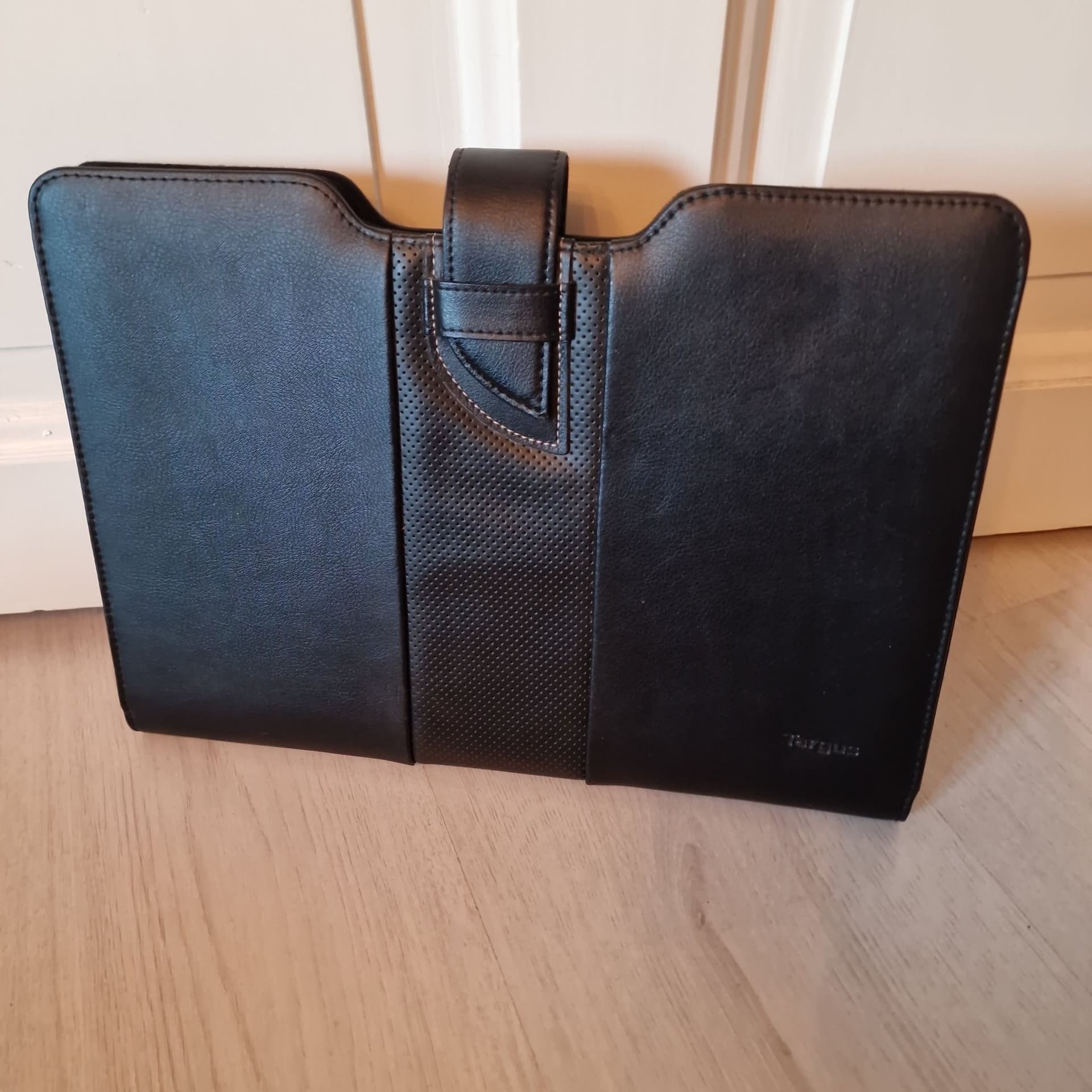 Targus laptopfodral i svart