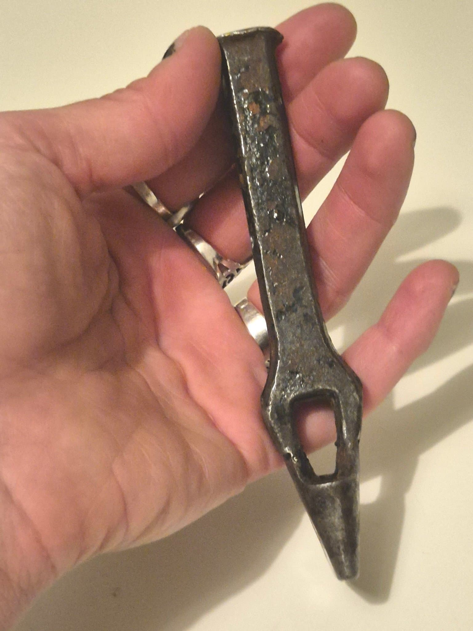 Vintage/retro huggpipa, stål för läder, strl. 18x4, 6