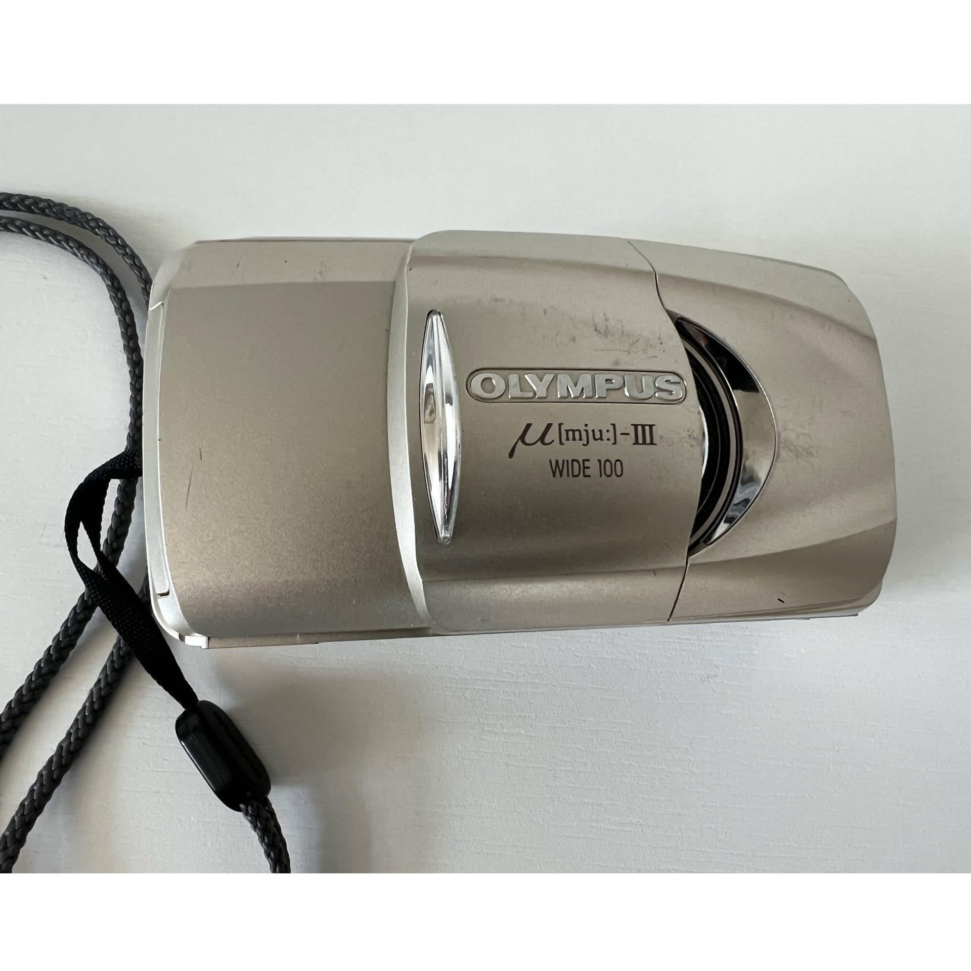 Olympus µmju:-III Zoom Vidvinkel 100 - Kompaktfilmkamera Silverfärgad Rikt