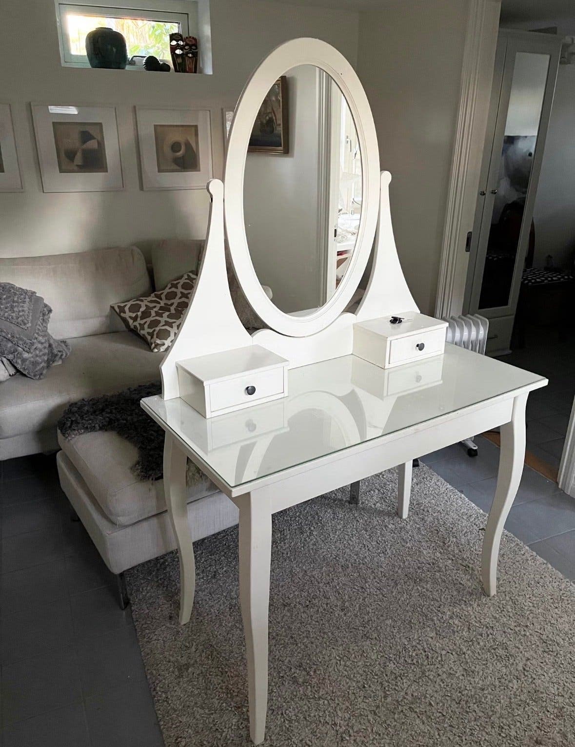 IKEA HEMNES Sminkbord med spegel