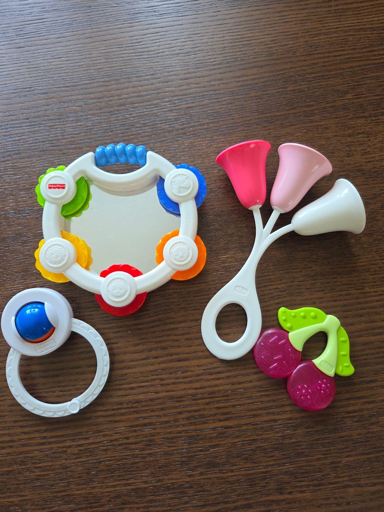 Fisher-Price & Chicco Babyleksaker.