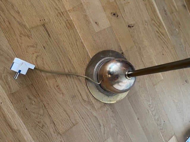 Golvlampa i metall, vintage