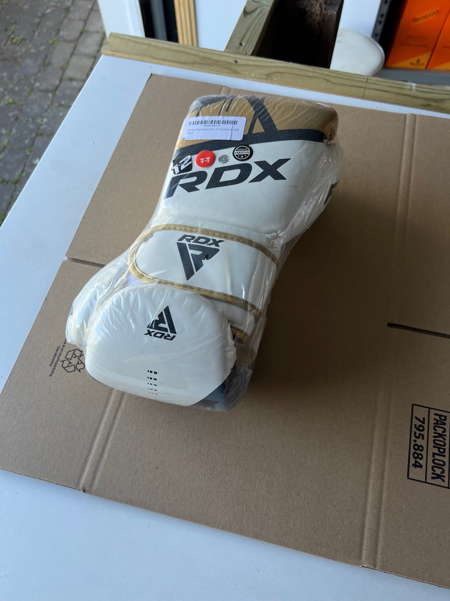 RDX F7 Ego Boxningshandskar 12 oz – Nya