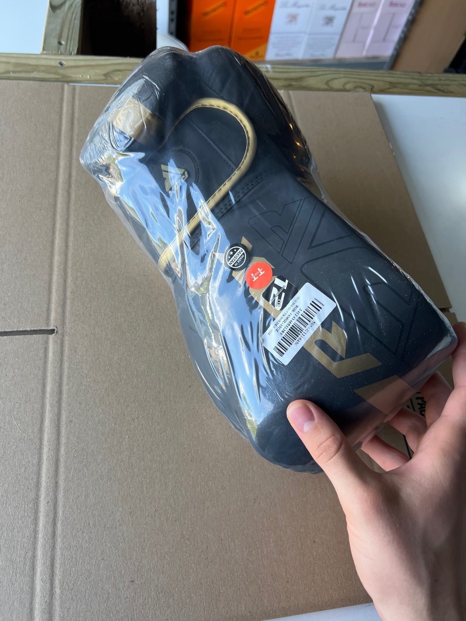 RDX F6 Kara Boxningshandskar 12 oz – Nya