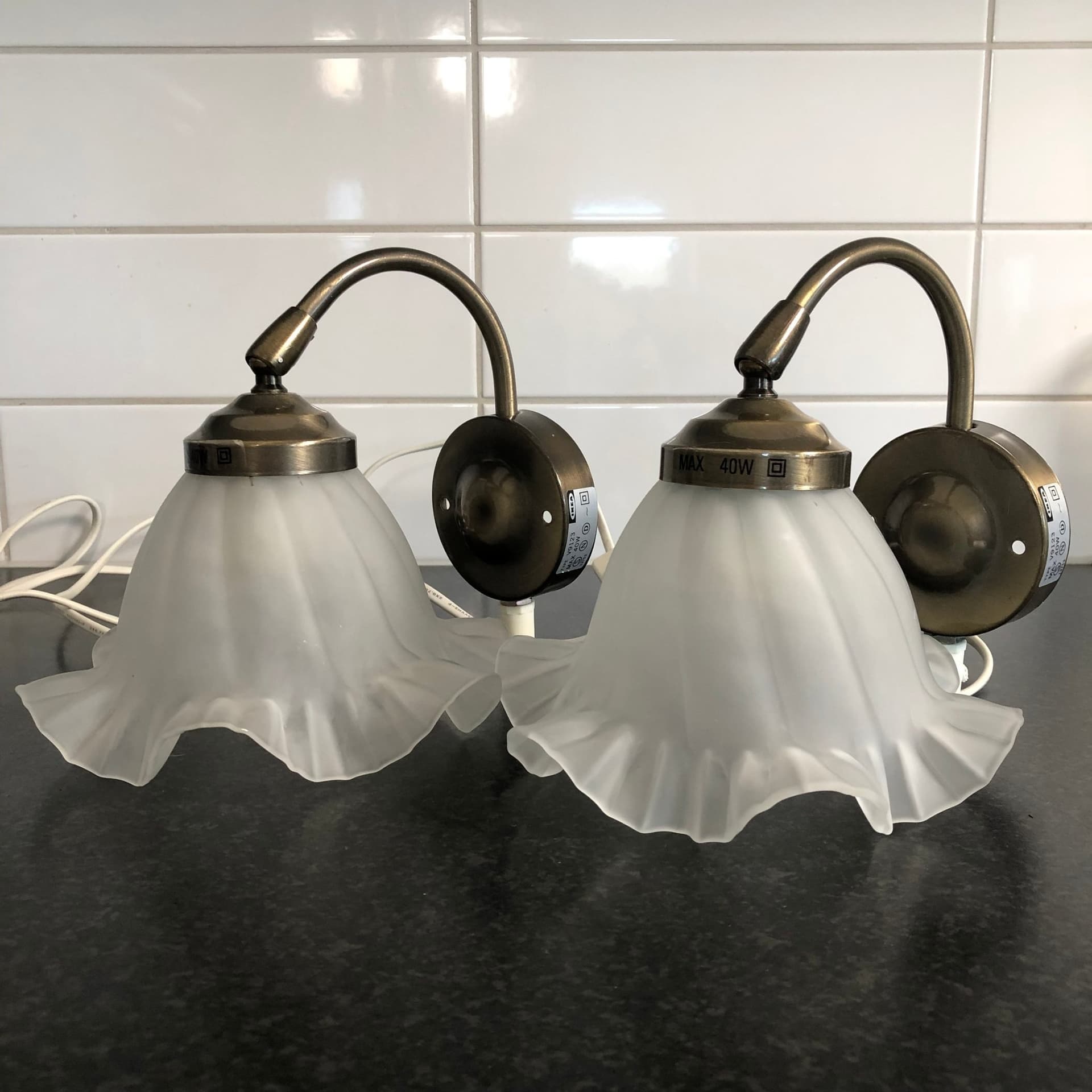 Vägglampor, par, vägglampetter i mässing, vintage ikea, modell V9123