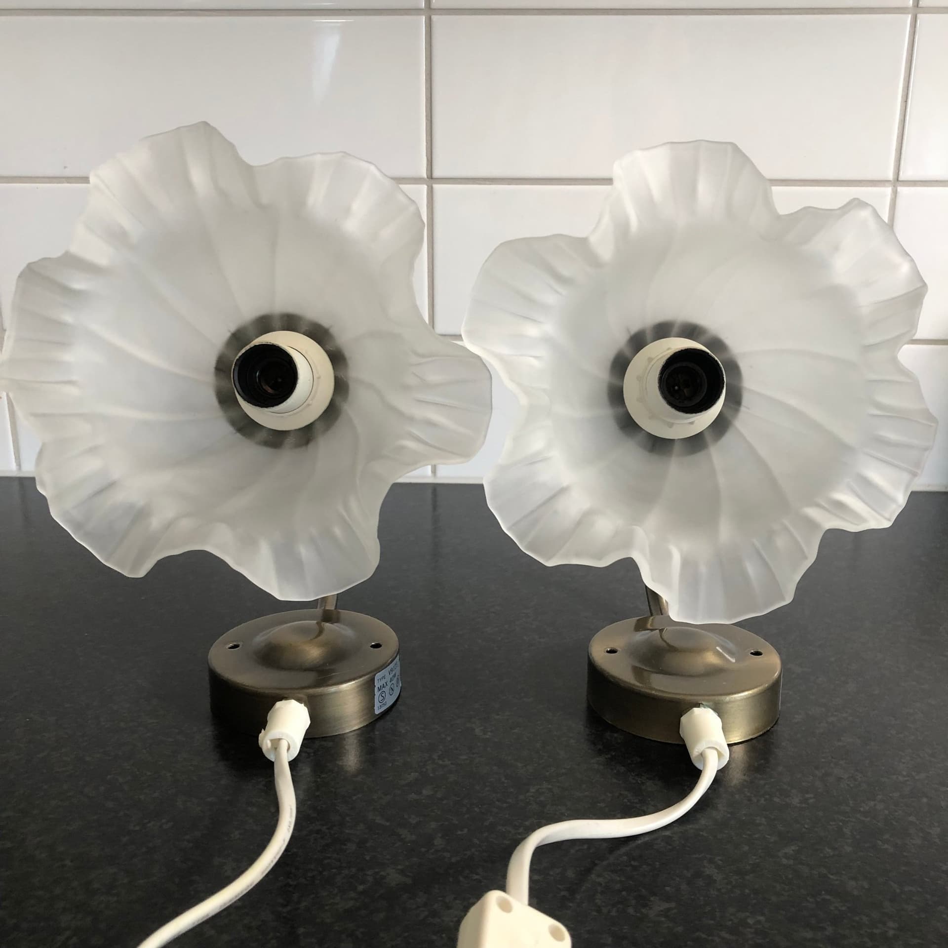 Vägglampor, par, vägglampetter i mässing, vintage ikea, modell V9123