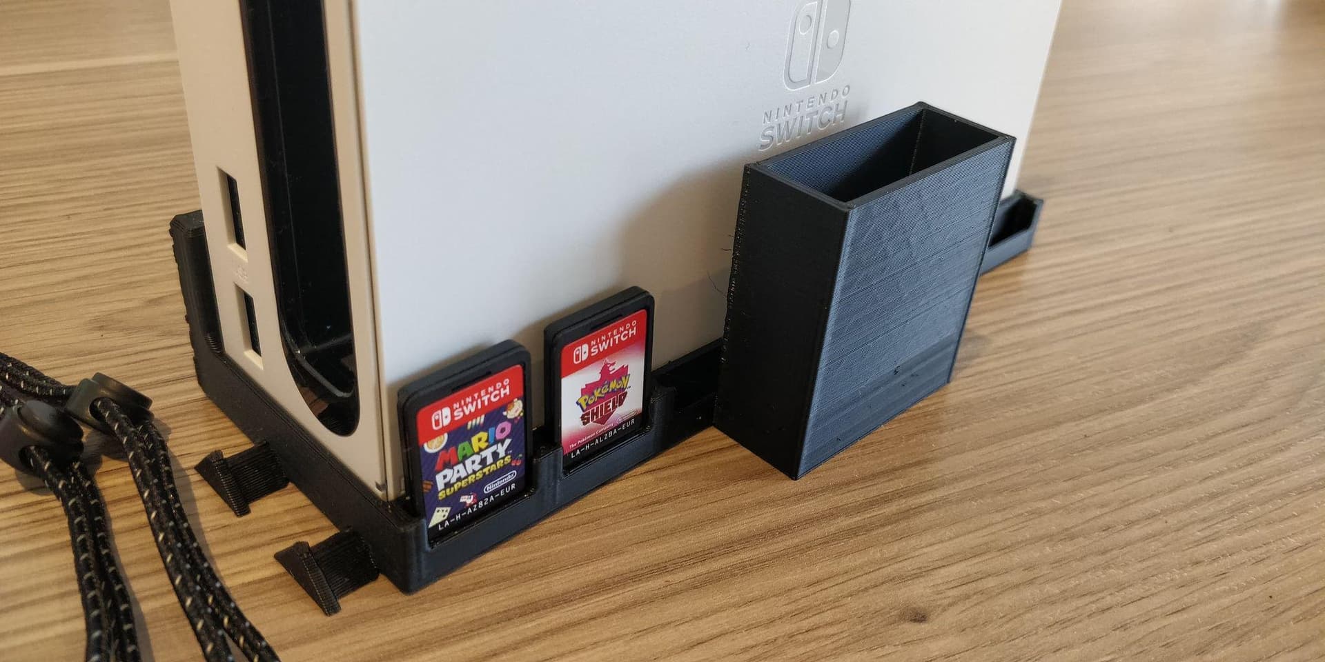 Vägghållare för Nintendo Switch OLED – Smart och stilren förvaring