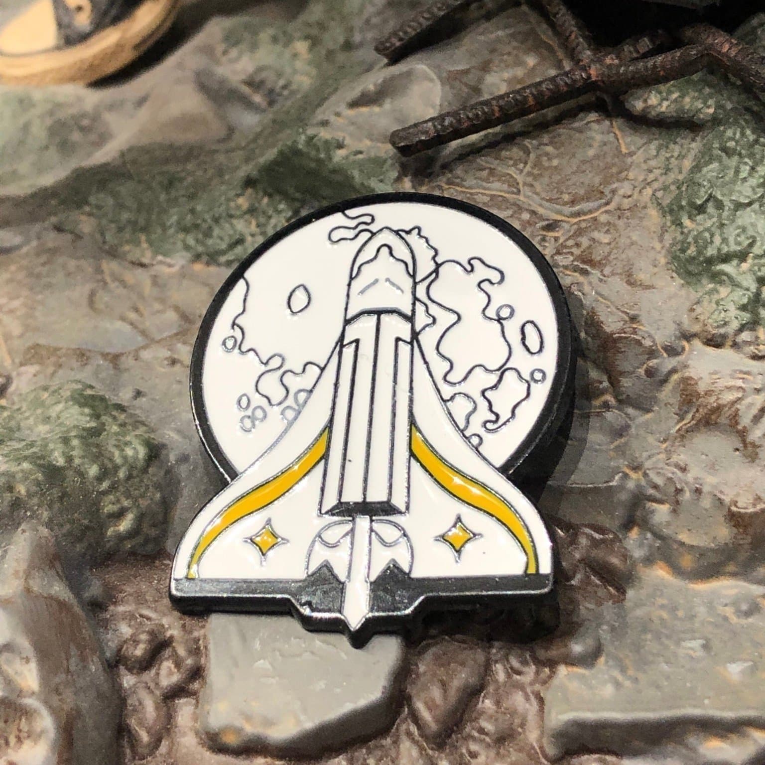 Last of Us Ellie Rocket Enamel Pin | TLOU Backpack Badge Video Game Gift