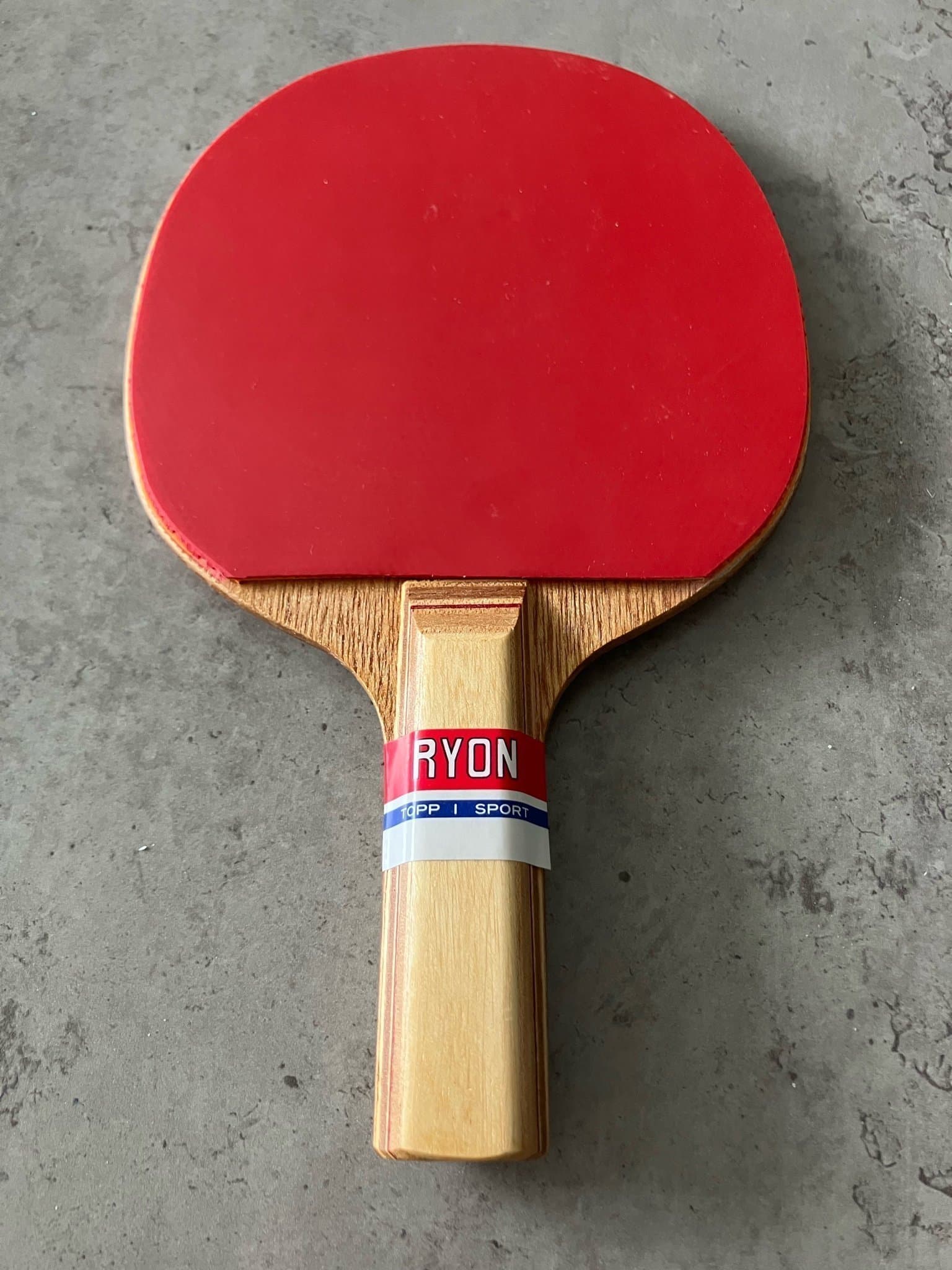 Ryon bordtennisracket, tillverkad i Japan