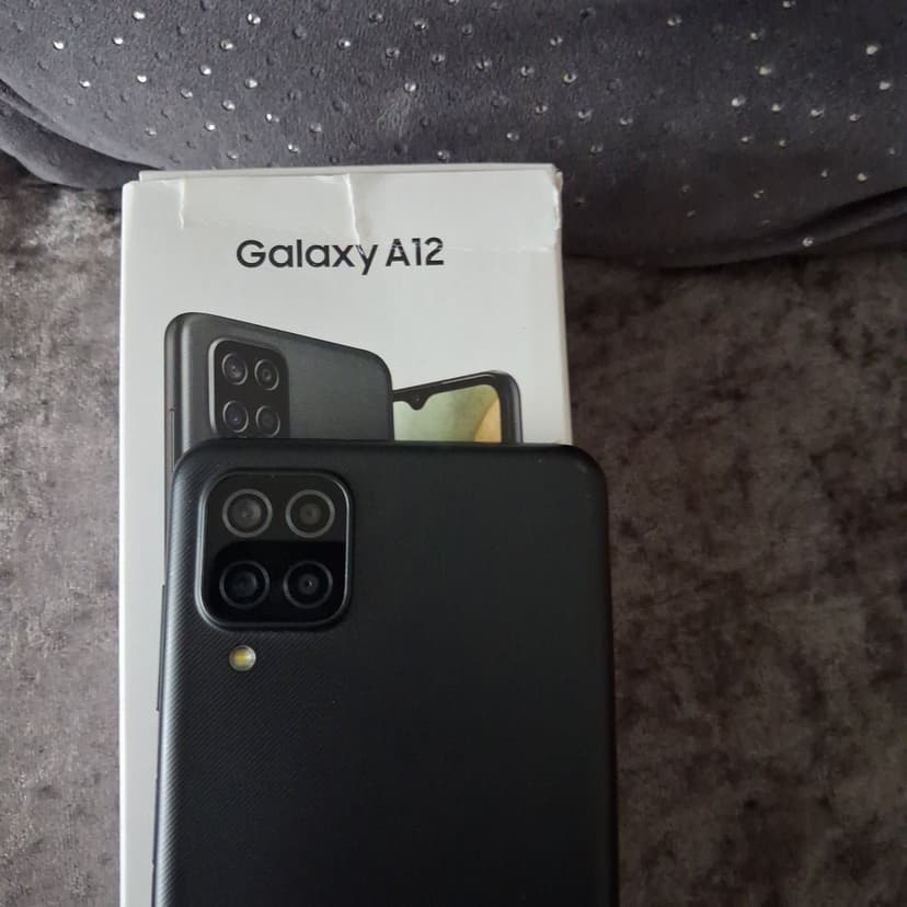 Samsung Galaxy A12