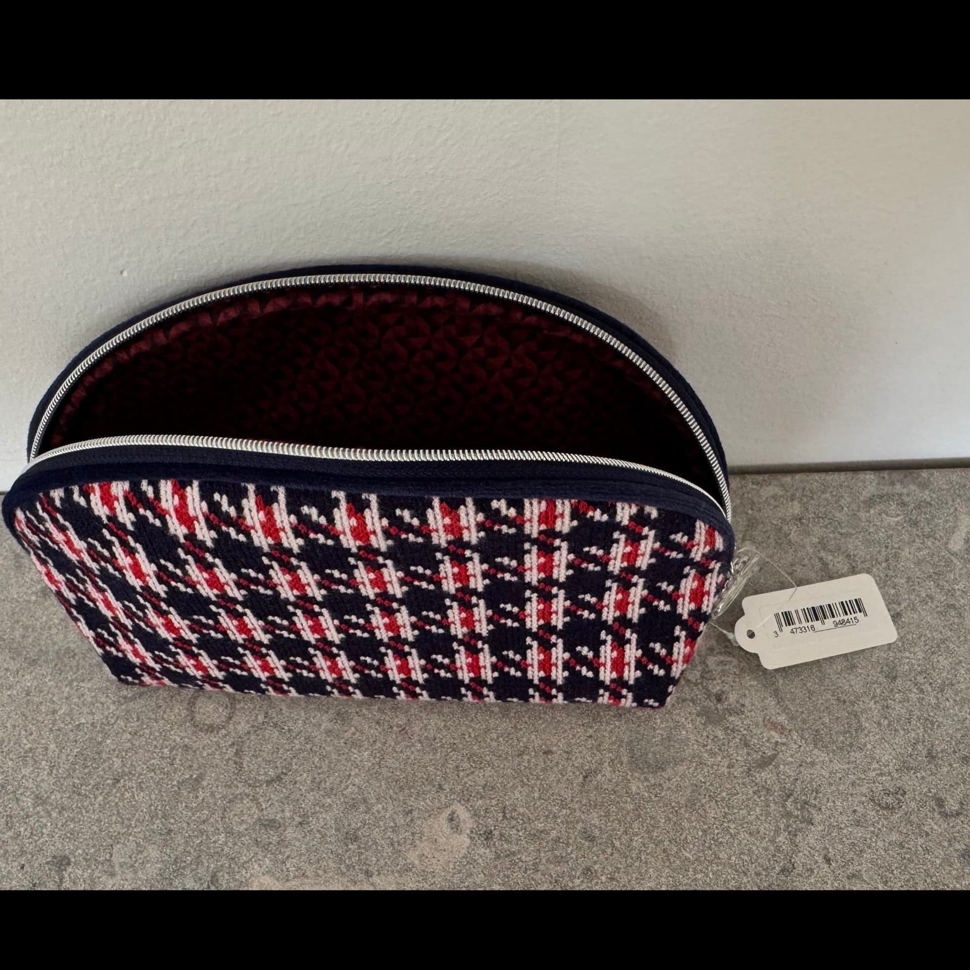 Sisley Paris underbar virkad sminkväska necessär Ny med tags!
