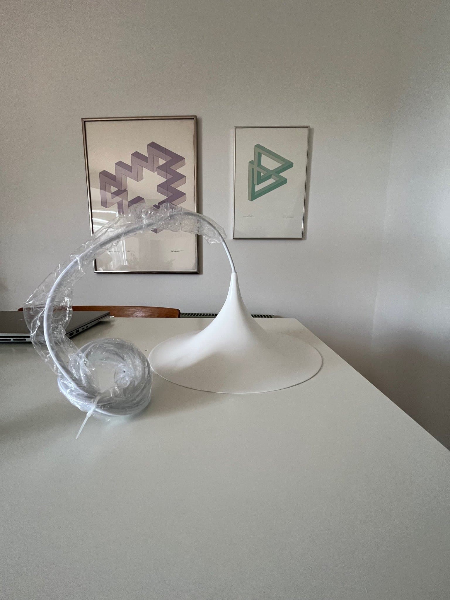 Taklampa semipendel Gubi Bonderup & Thorup - vit