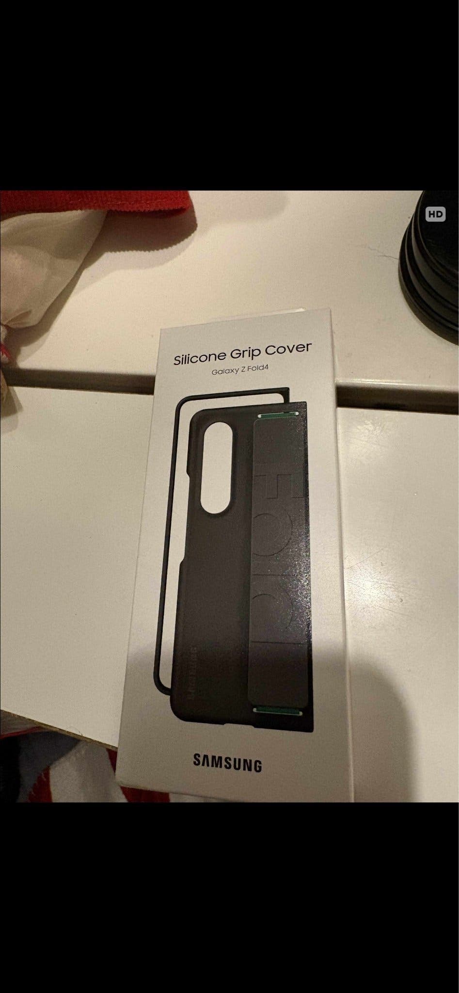 Samsung Galaxy Z Fold4 Silicone Grip Cover