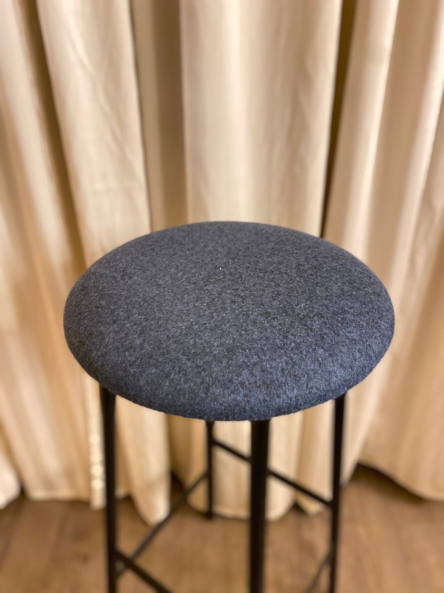 Barpall “Sputnik” – Johanson Design – svart/grå – stilren design